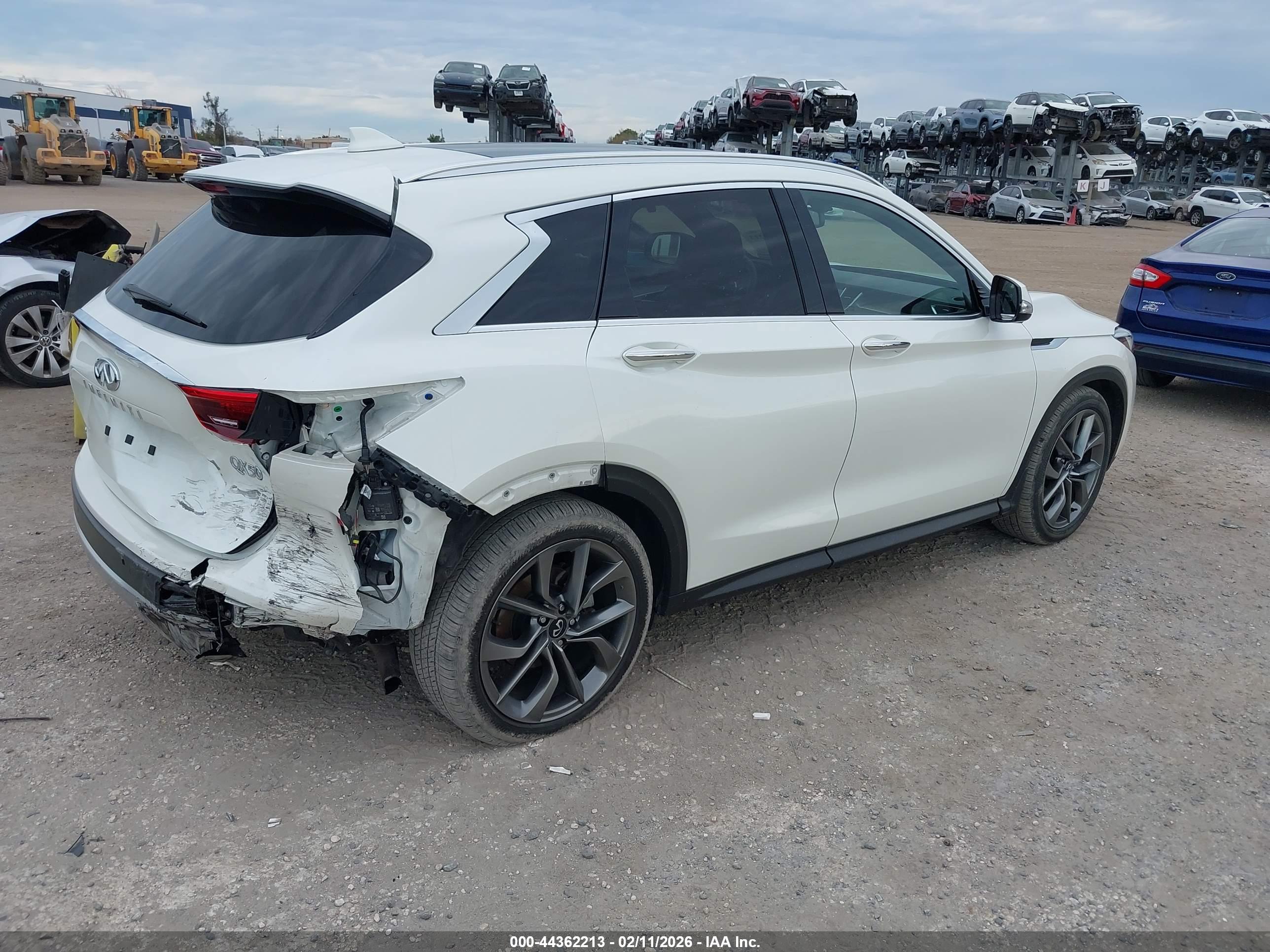 INFINITI QX50 image 4