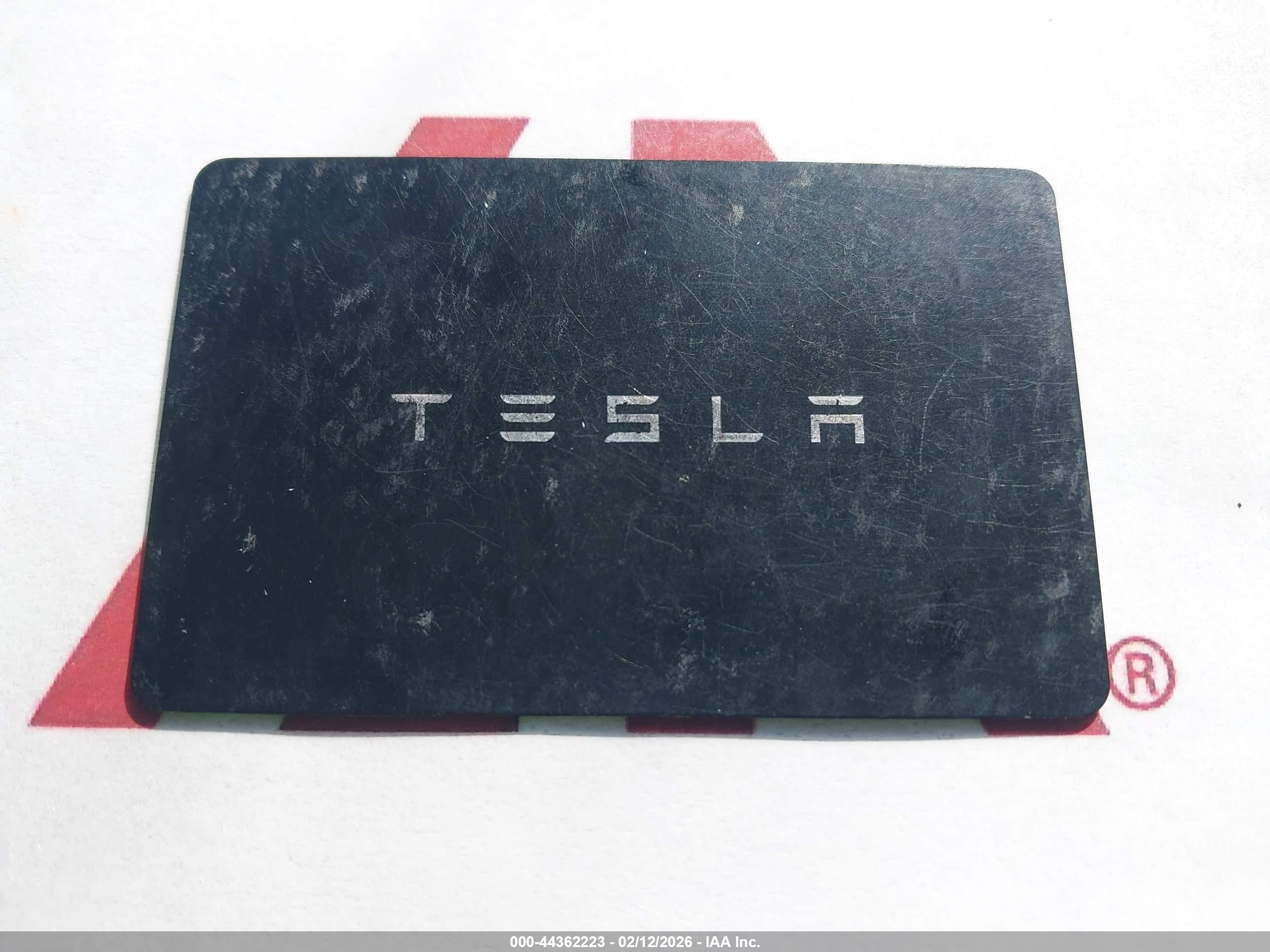 TESLA MODEL image 11