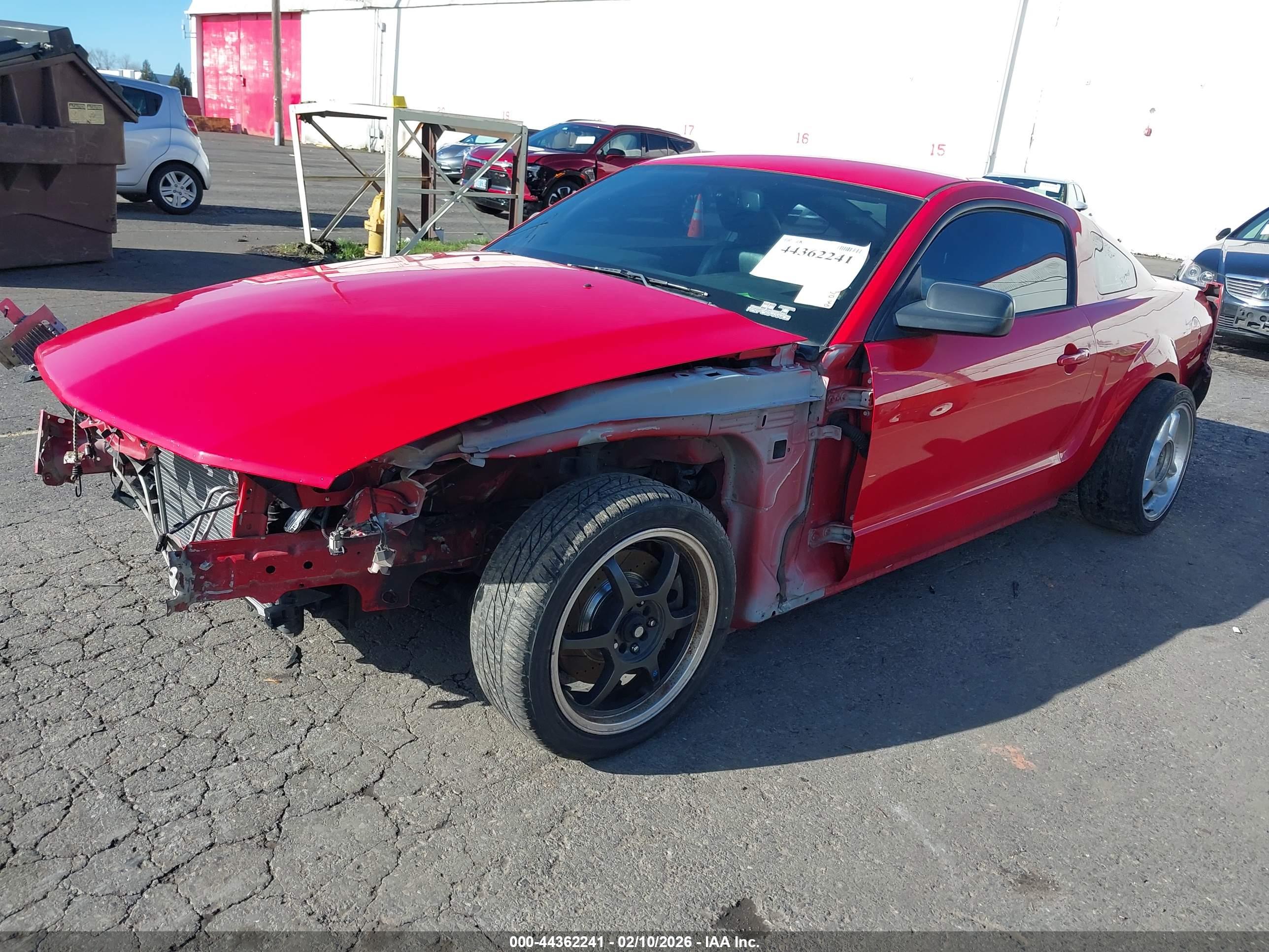 FORD MUSTANG image 2