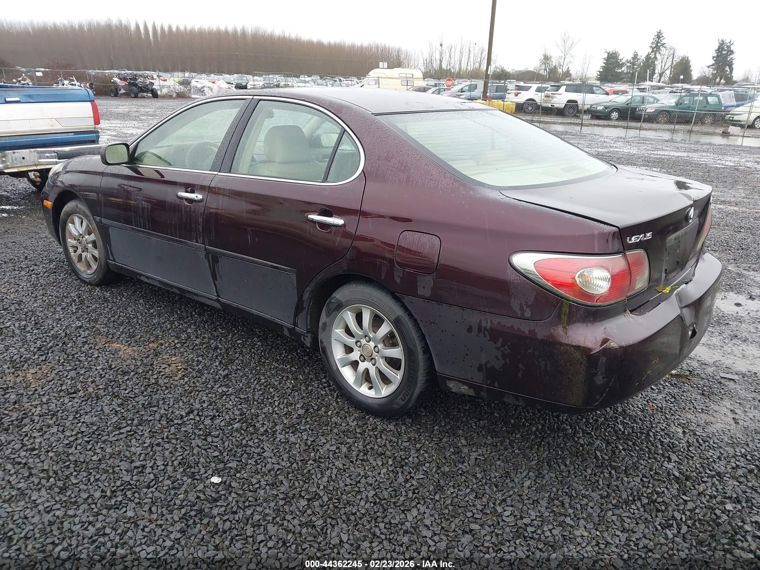 LEXUS ES image 3