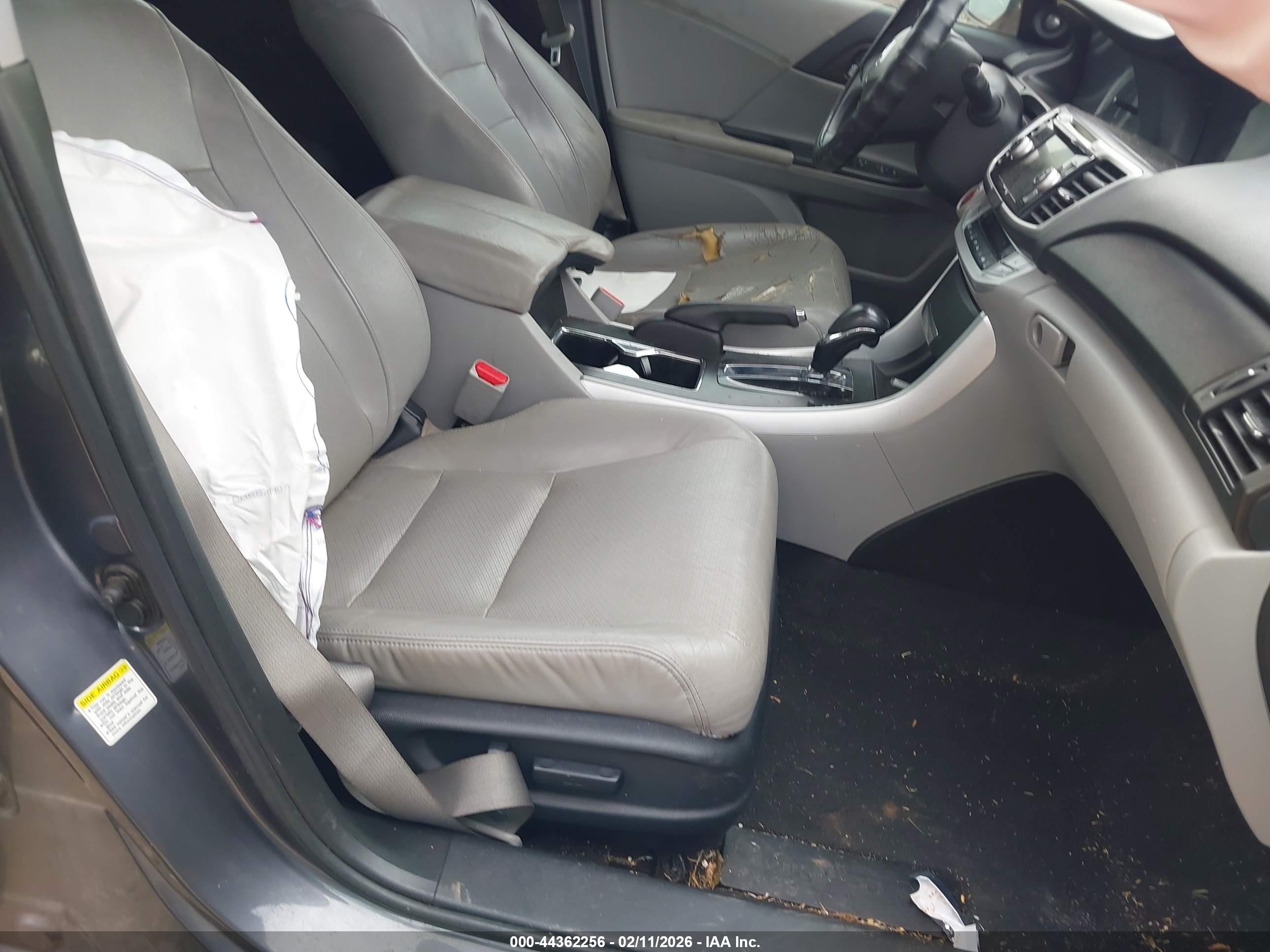 HONDA ACCORD image 5