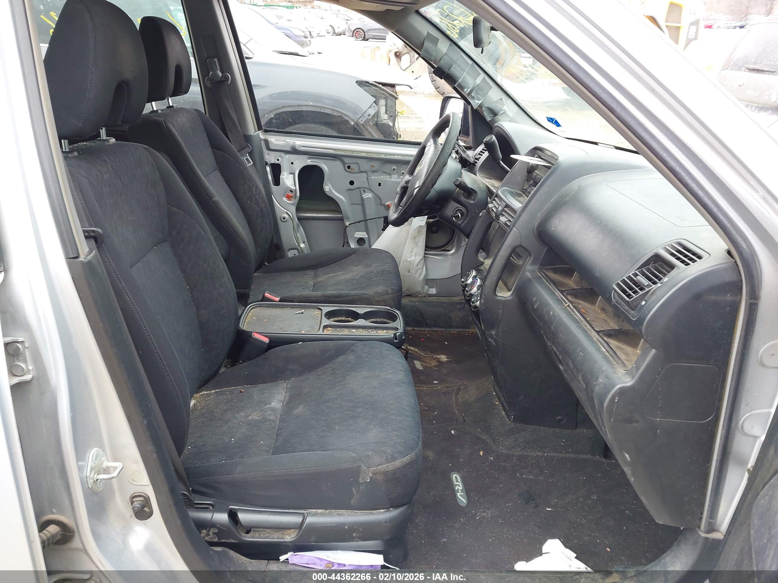 HONDA CR-V image 5