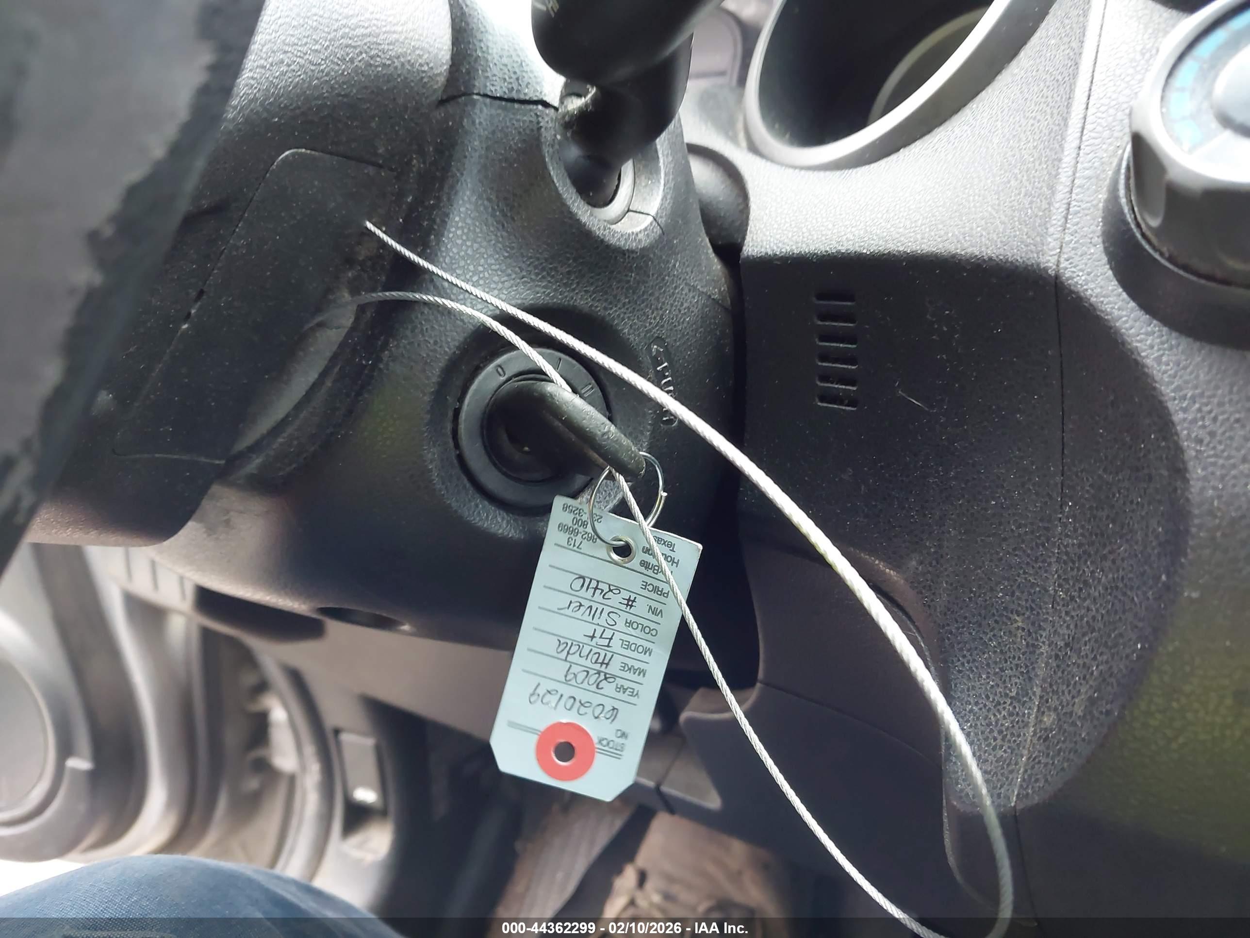 HONDA FIT image 11