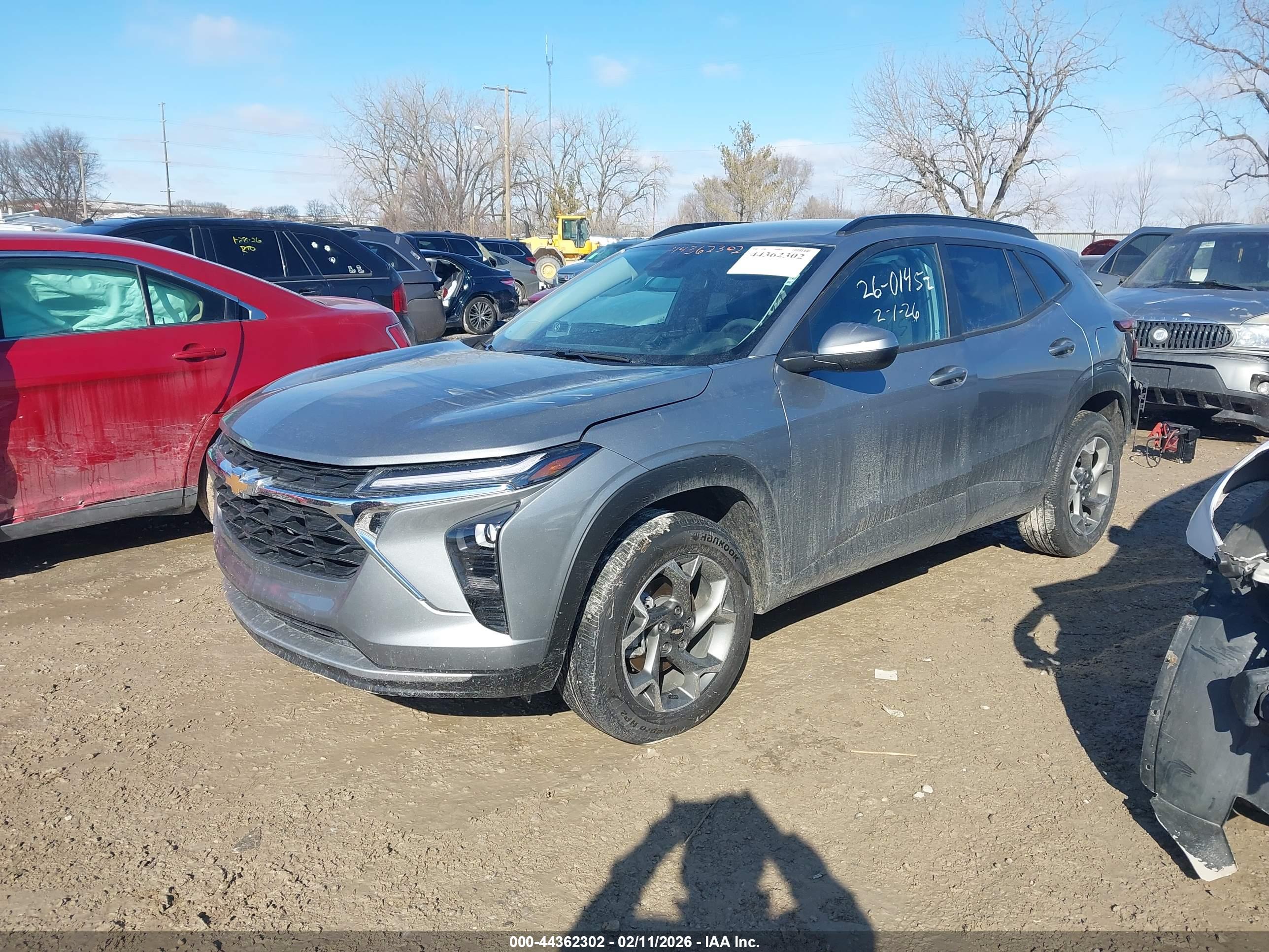 CHEVROLET TRAX image 2