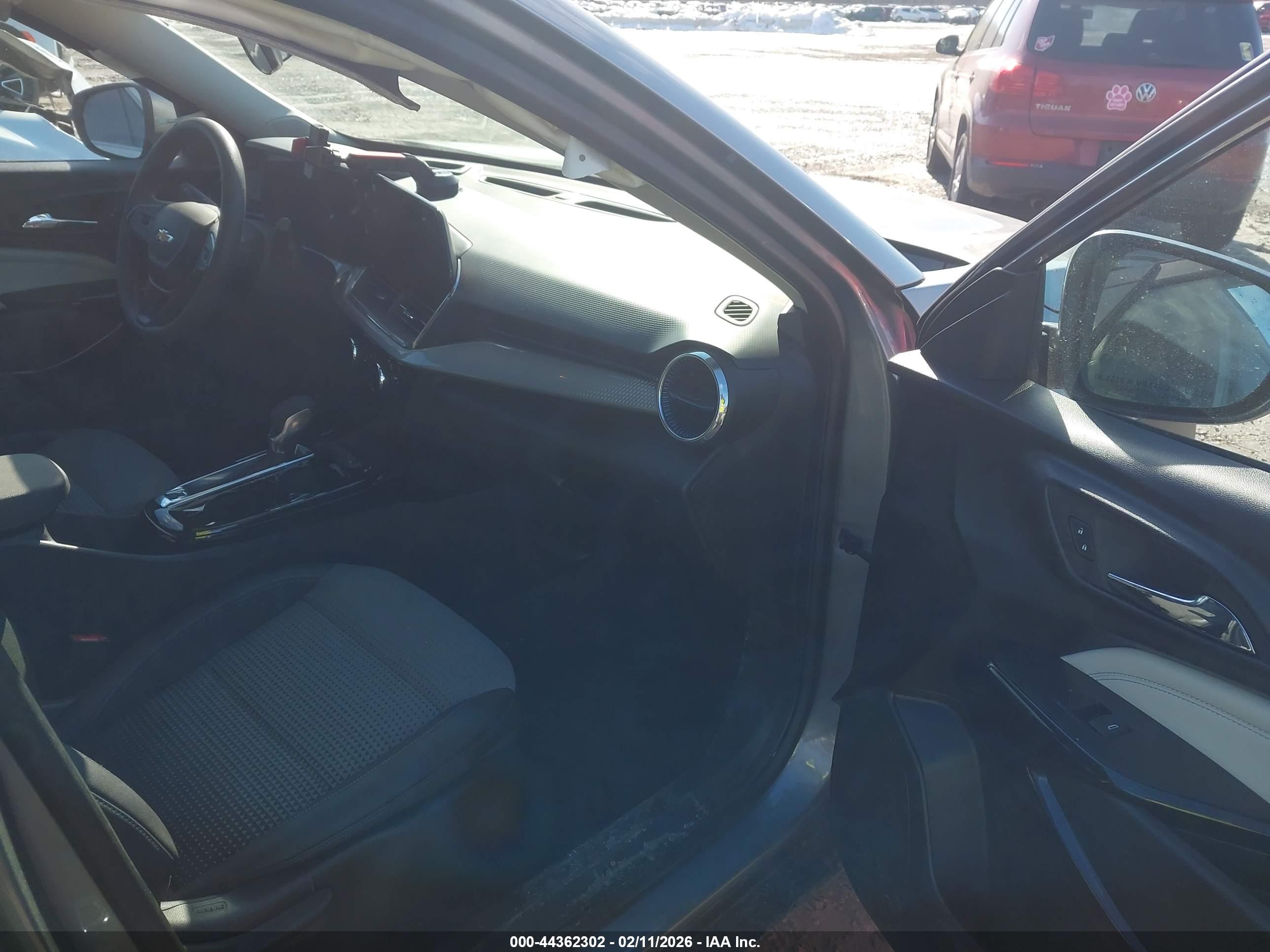 CHEVROLET TRAX image 5