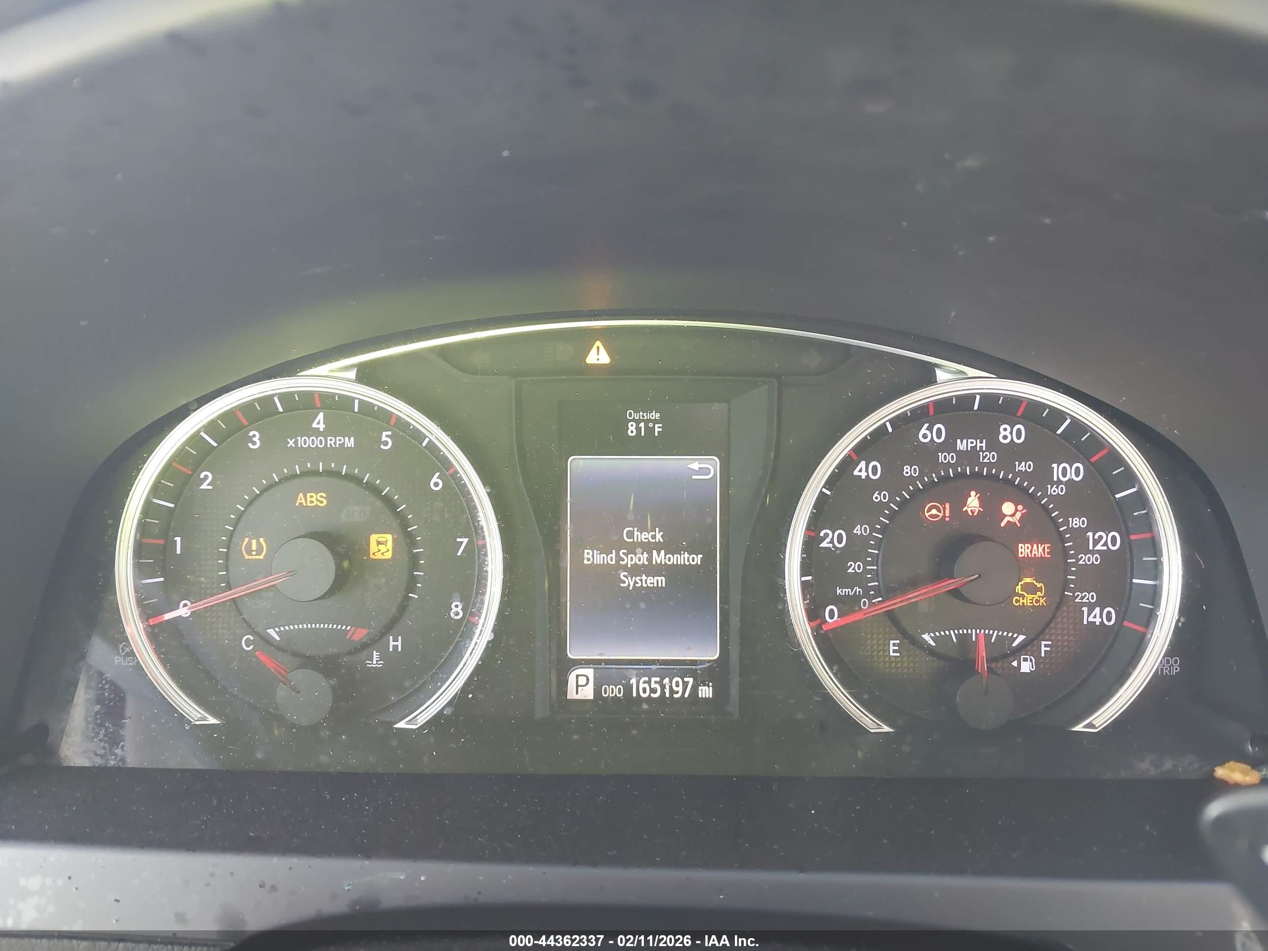 TOYOTA CAMRY image 7