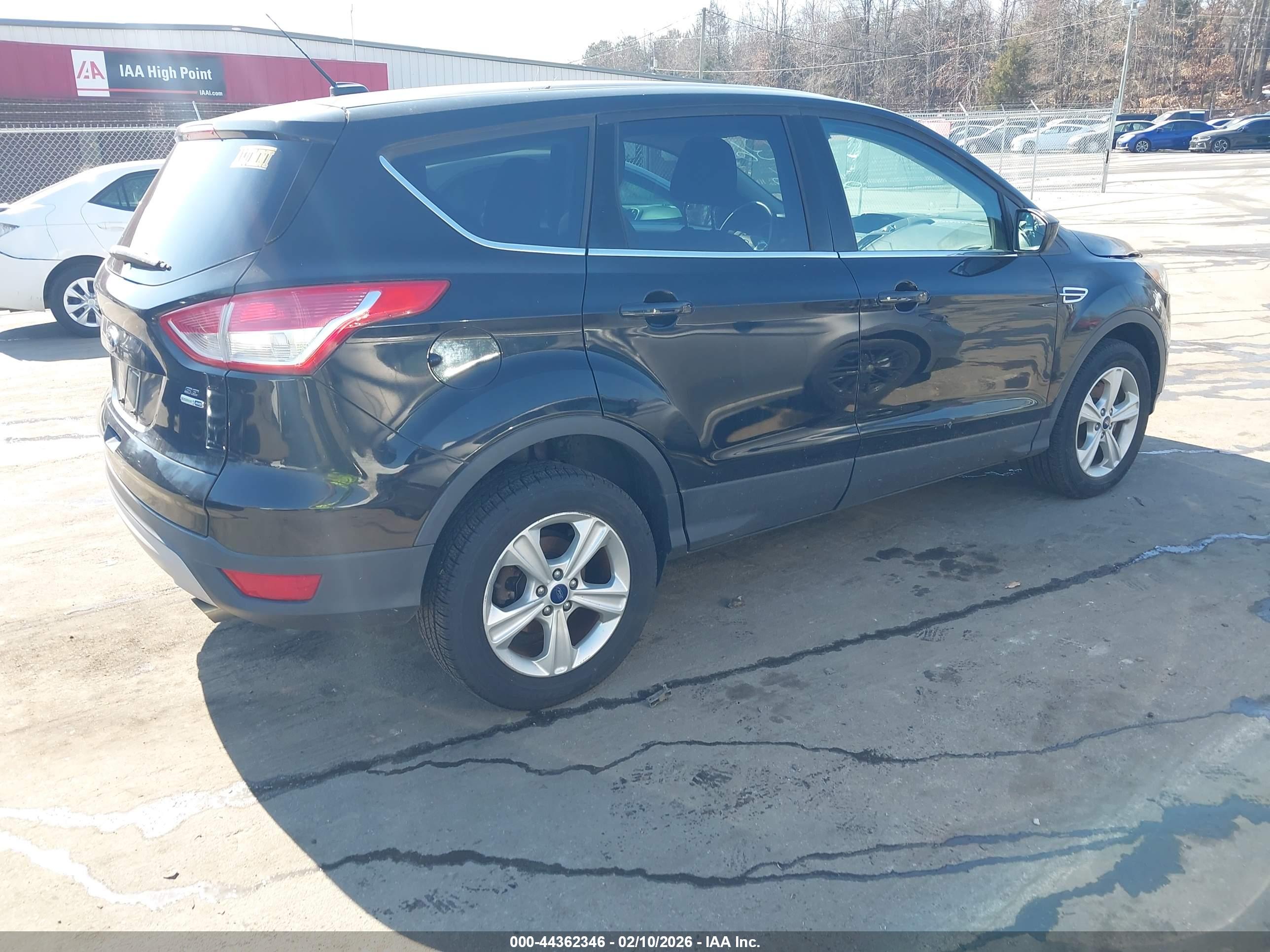 FORD ESCAPE image 4