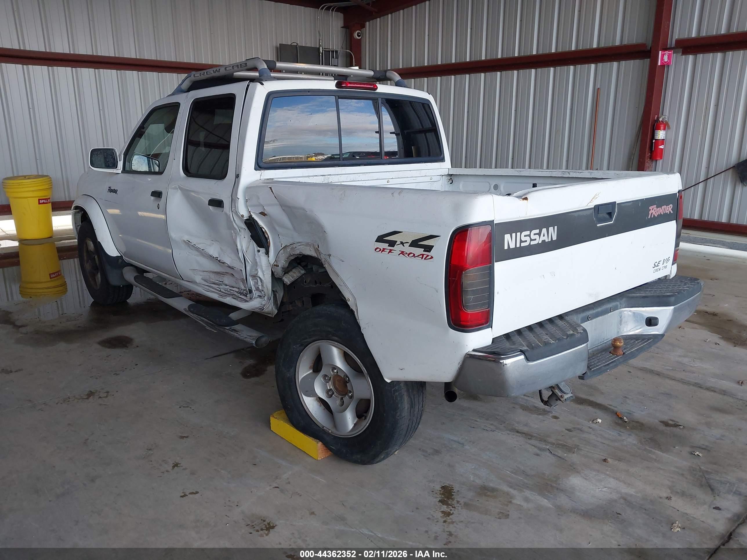NISSAN FRONTIER image 3