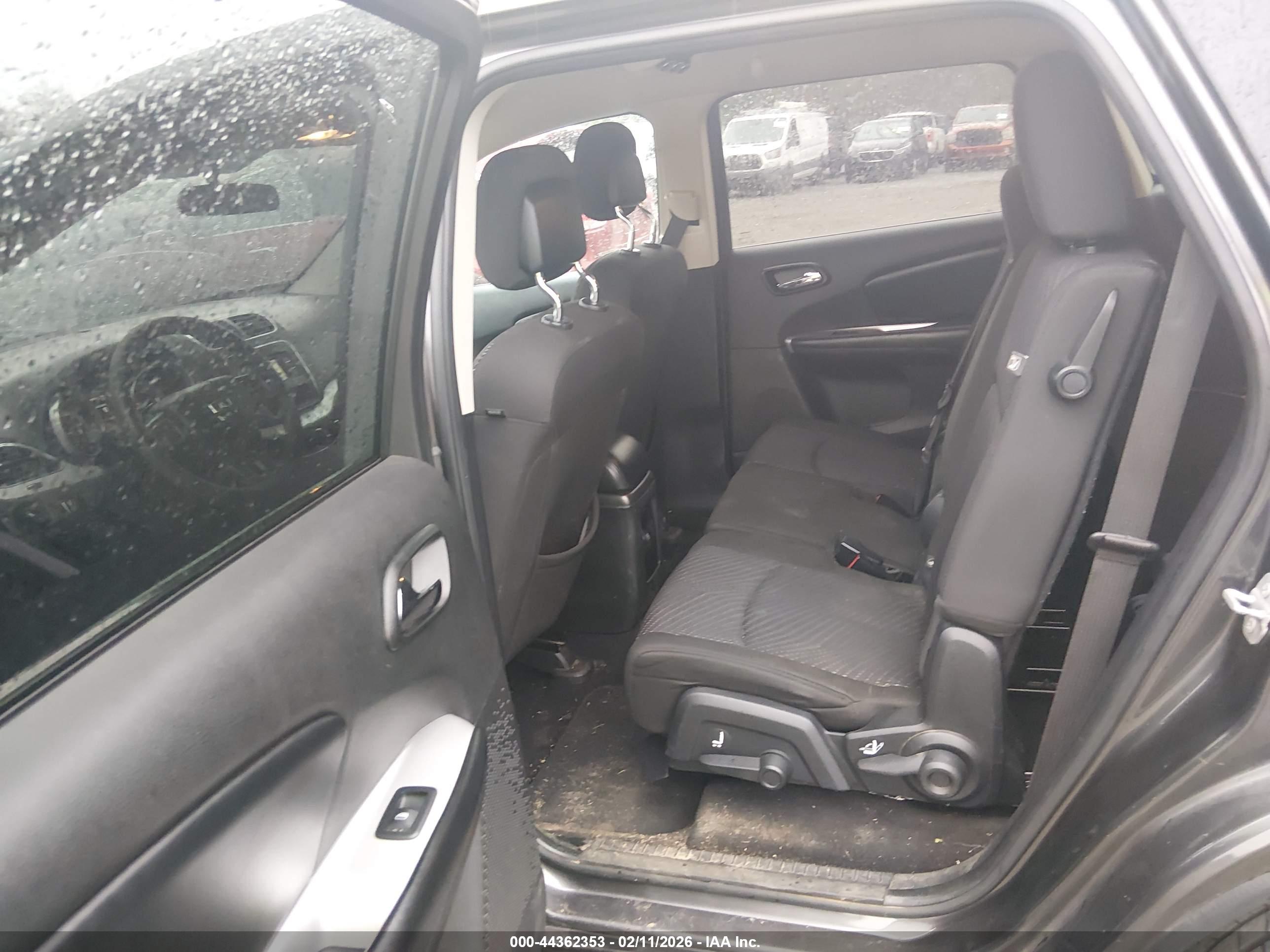 DODGE JOURNEY image 8