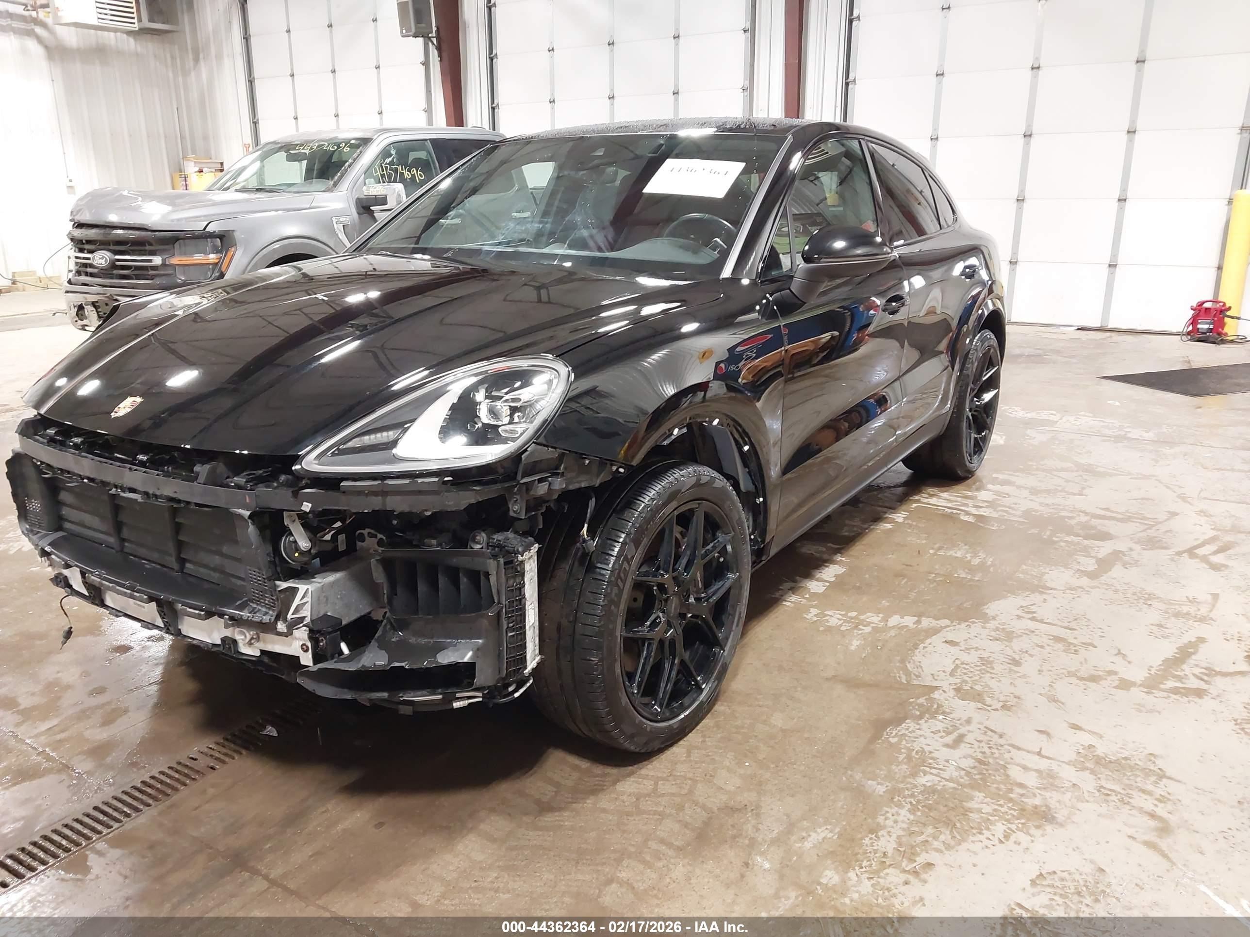PORSCHE CAYENNE image 2