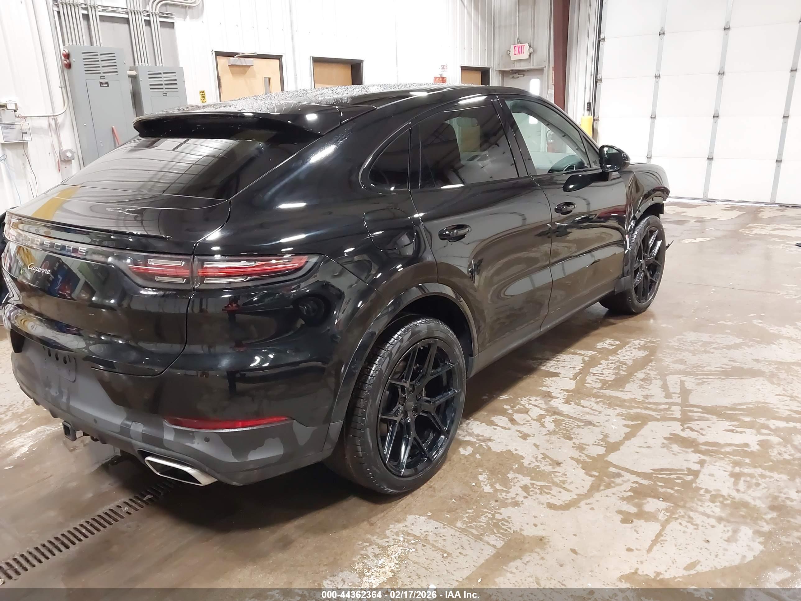PORSCHE CAYENNE image 4