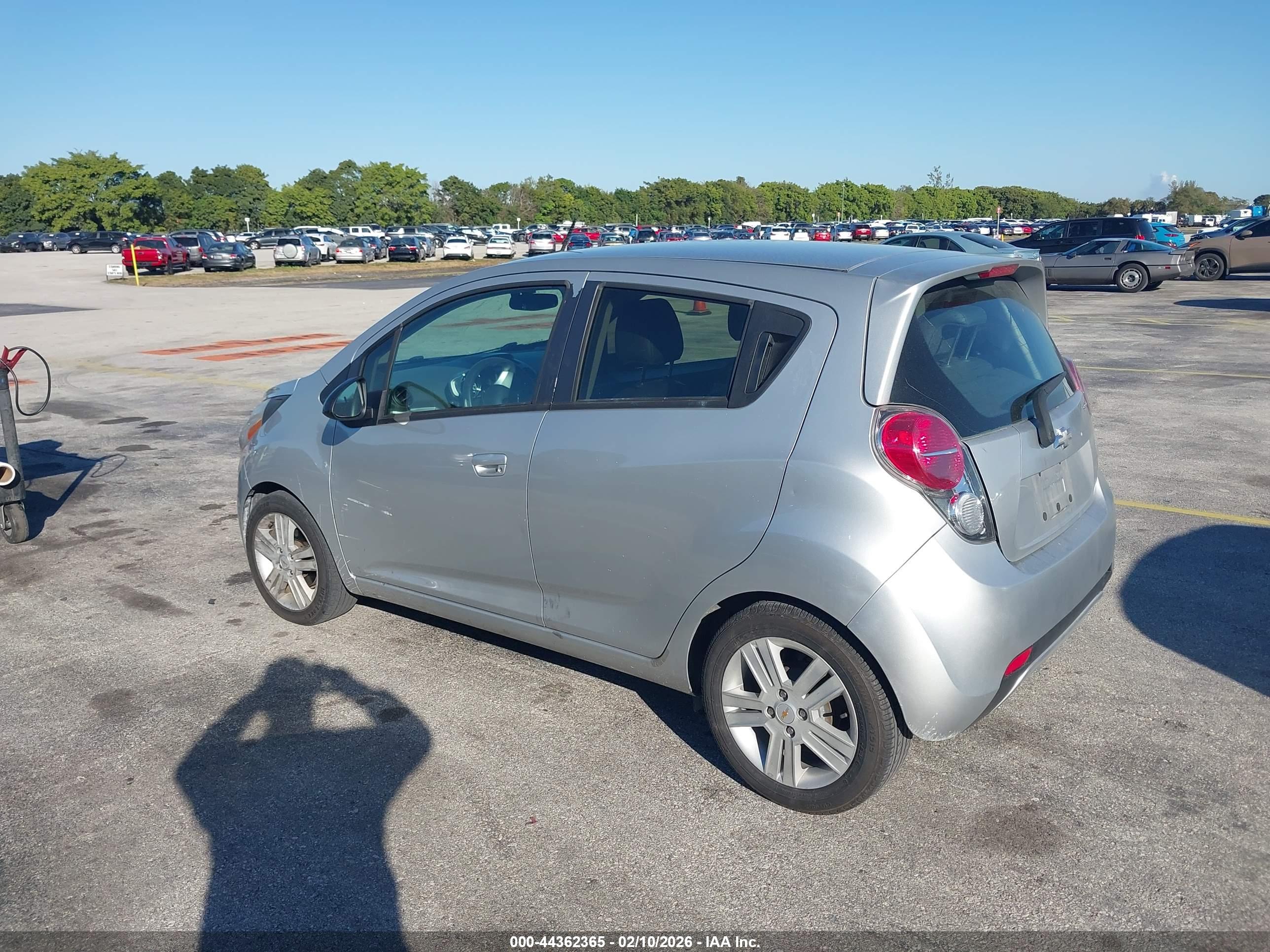 CHEVROLET SPARK image 3