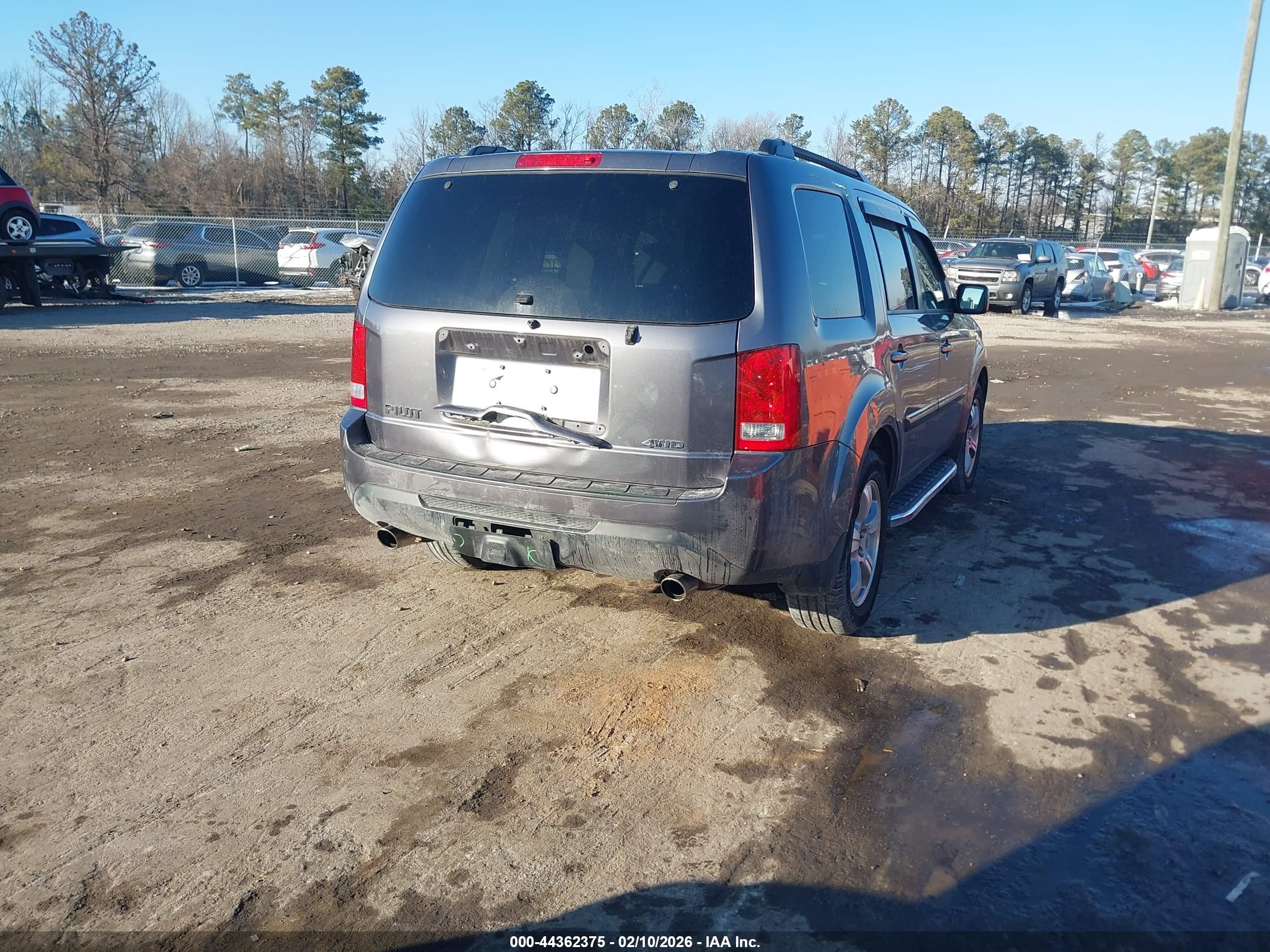 HONDA PILOT image 4
