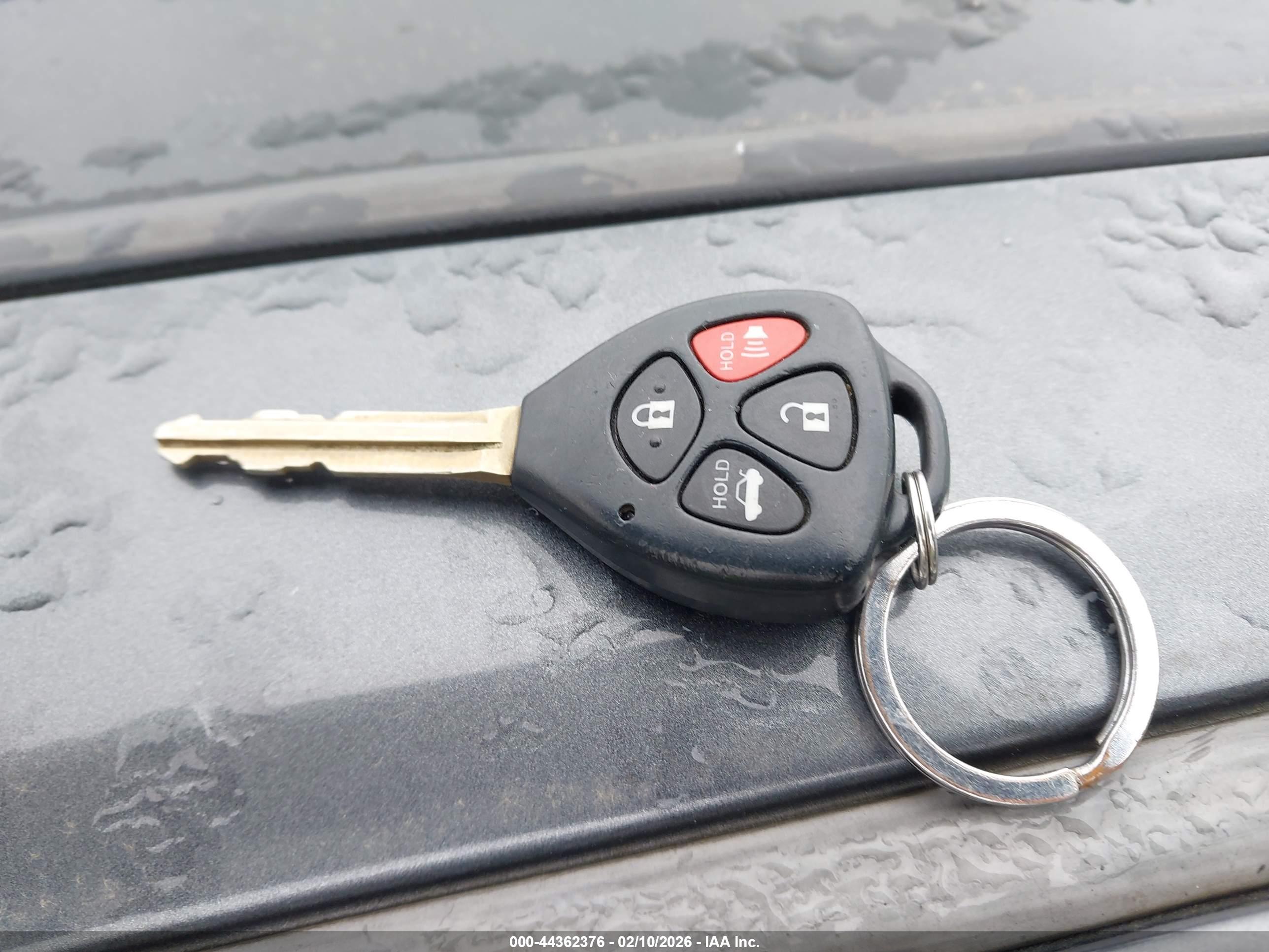 TOYOTA COROLLA image 11