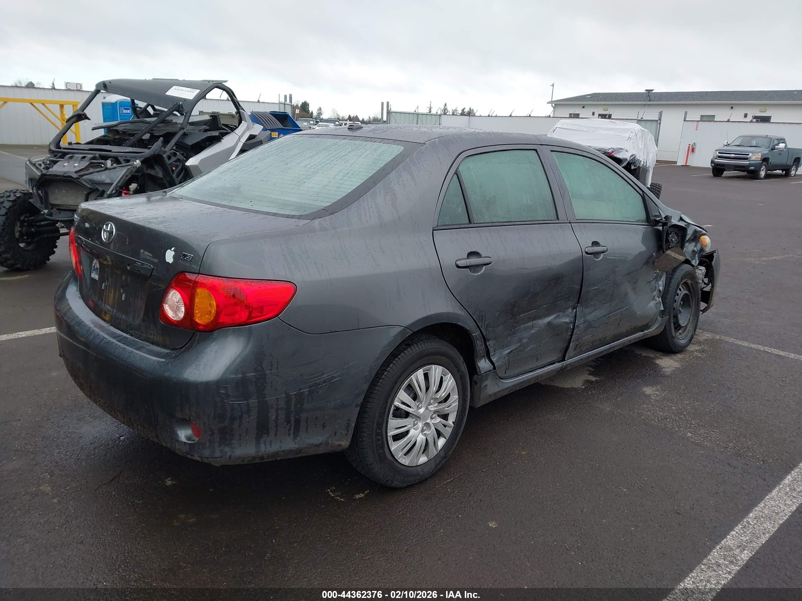 TOYOTA COROLLA image 4