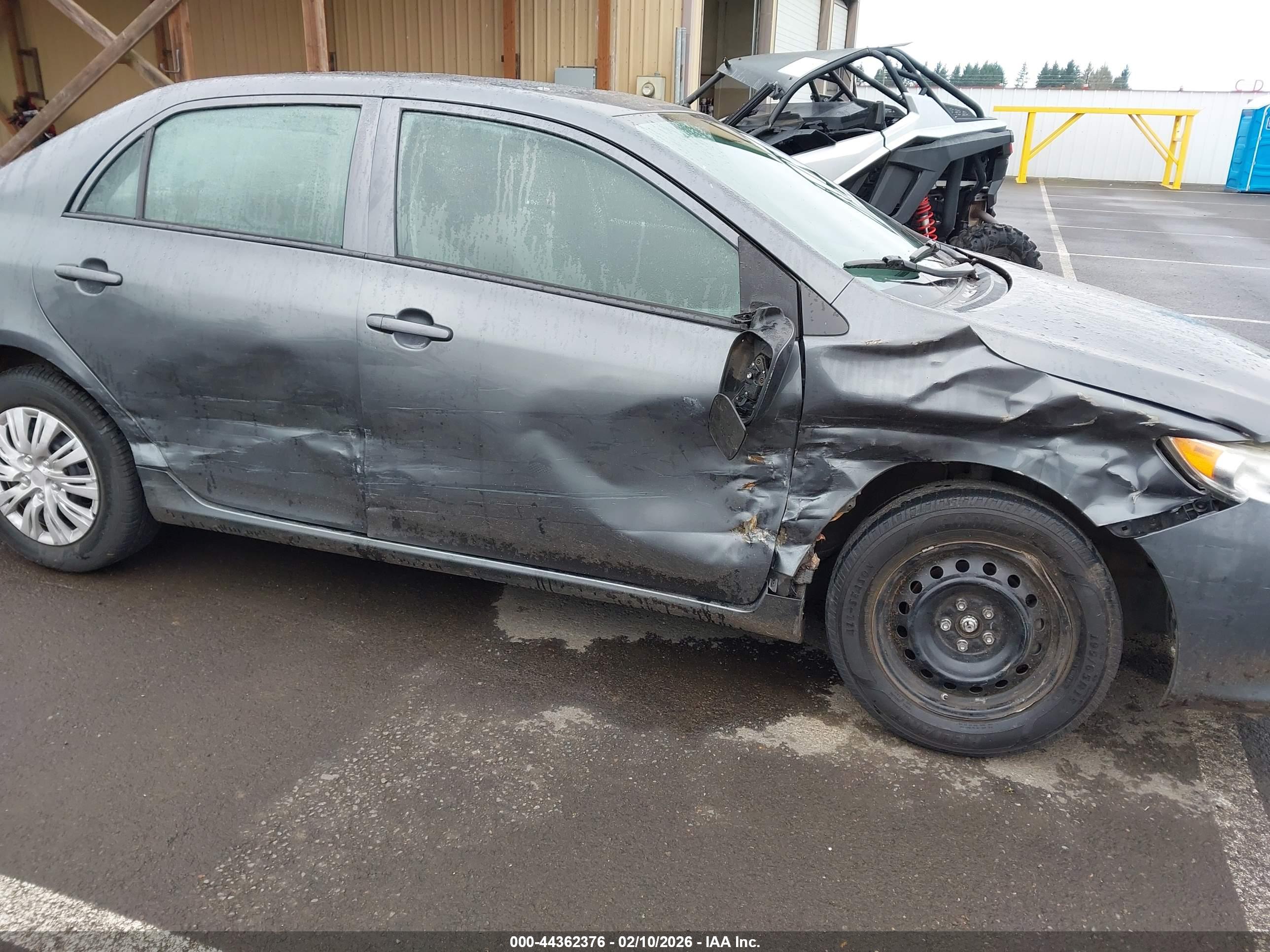 TOYOTA COROLLA image 6