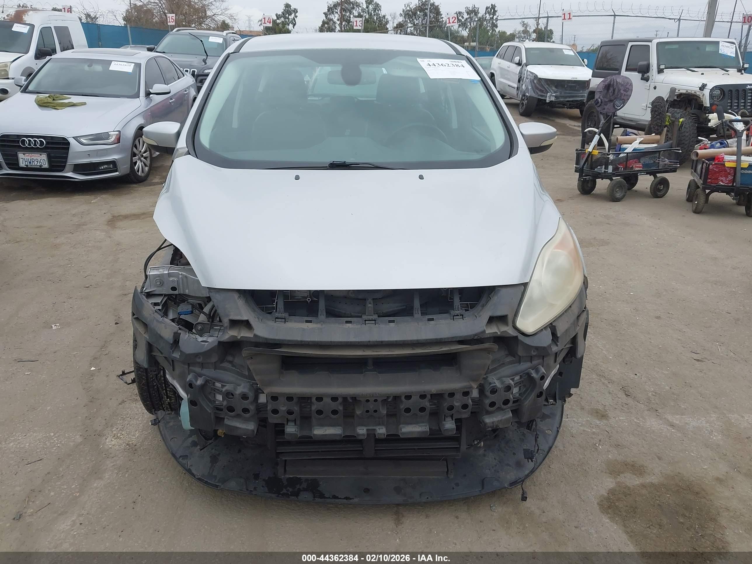 FORD C-MAX image 6