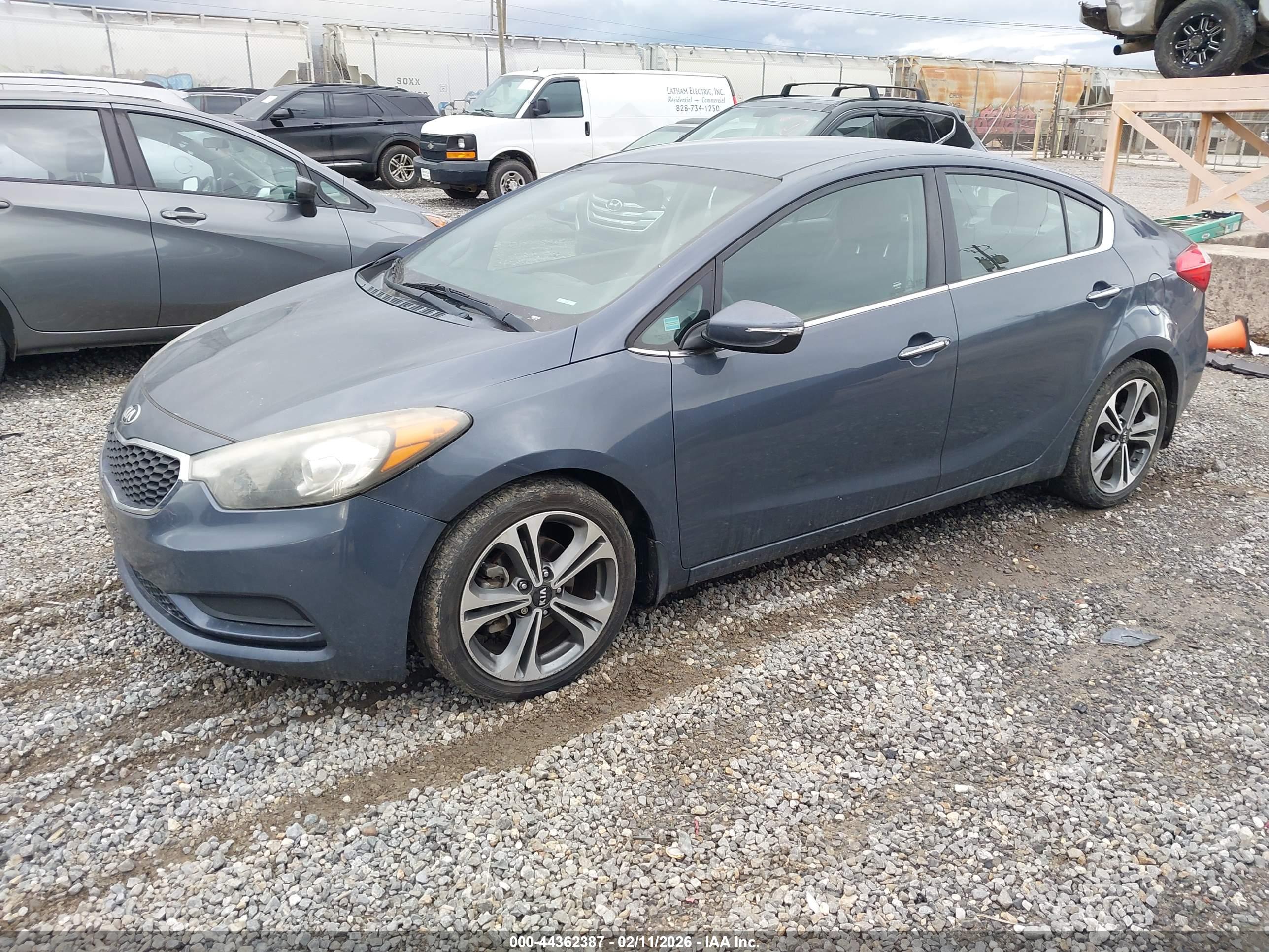 KIA FORTE image 2