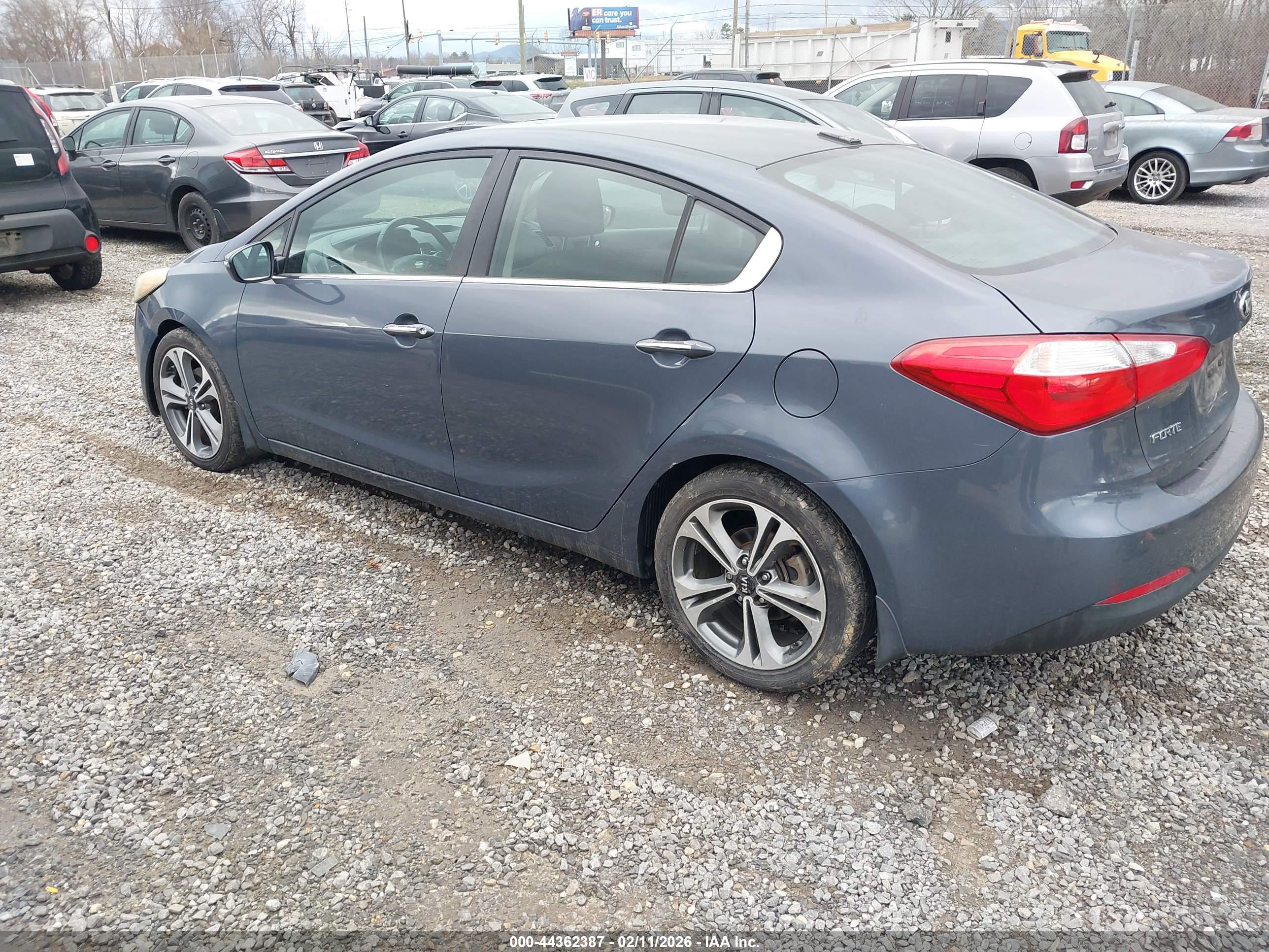 KIA FORTE image 3