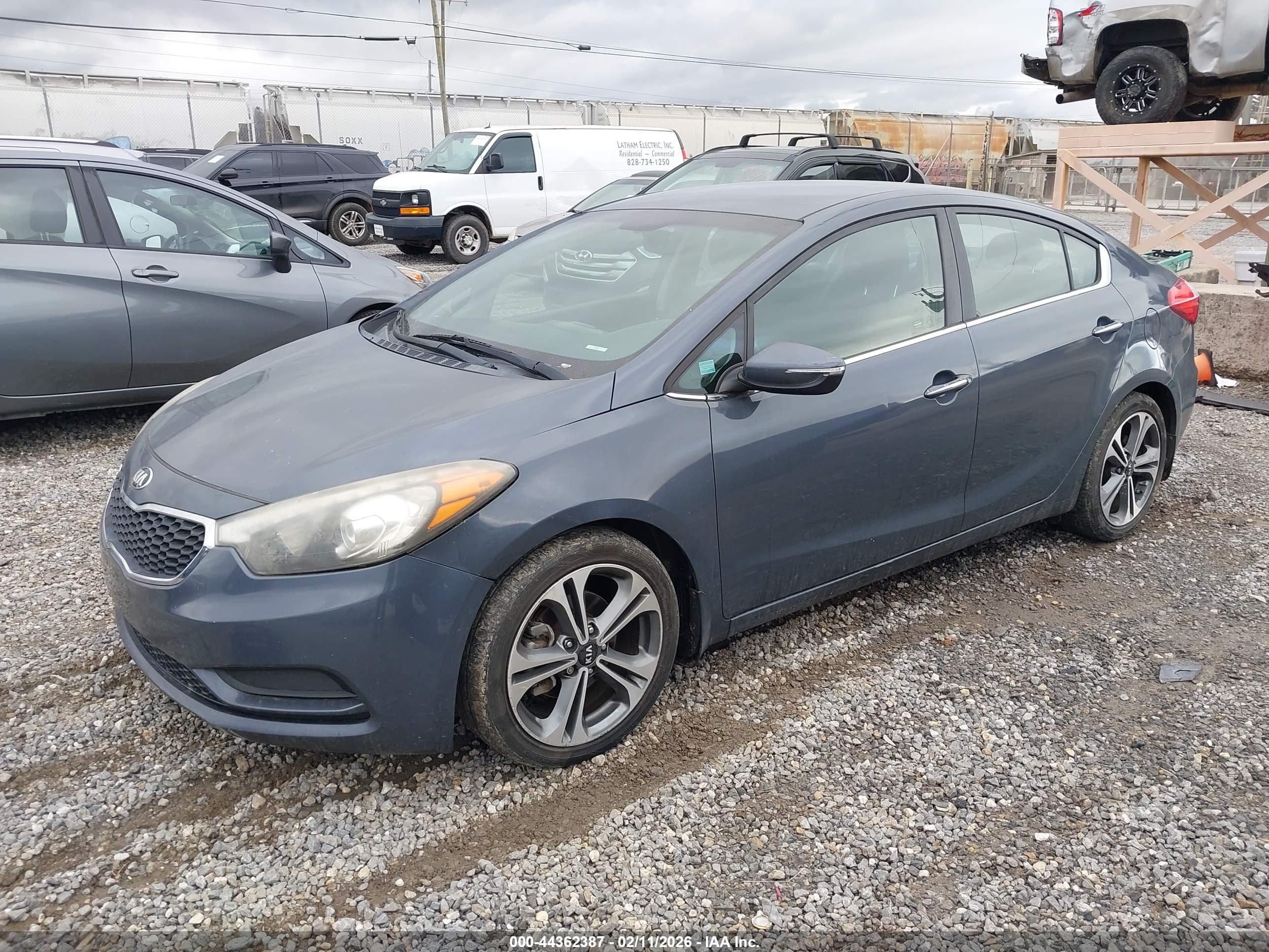 KIA FORTE image 6
