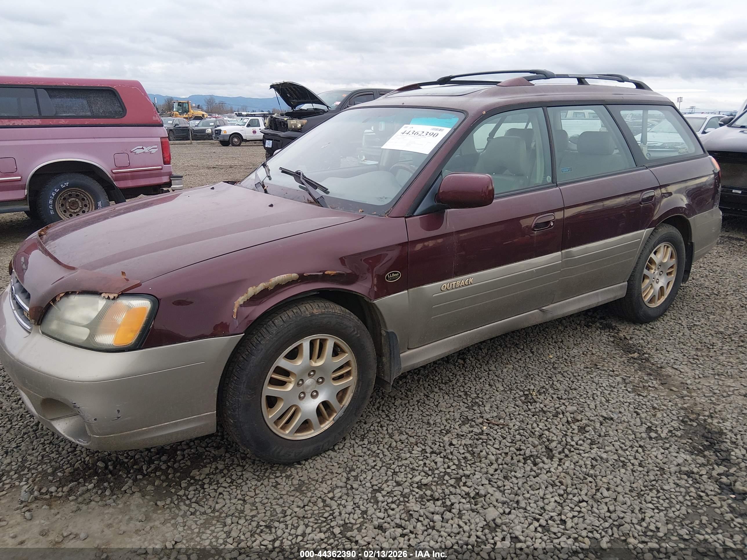 SUBARU OUTBACK image 2