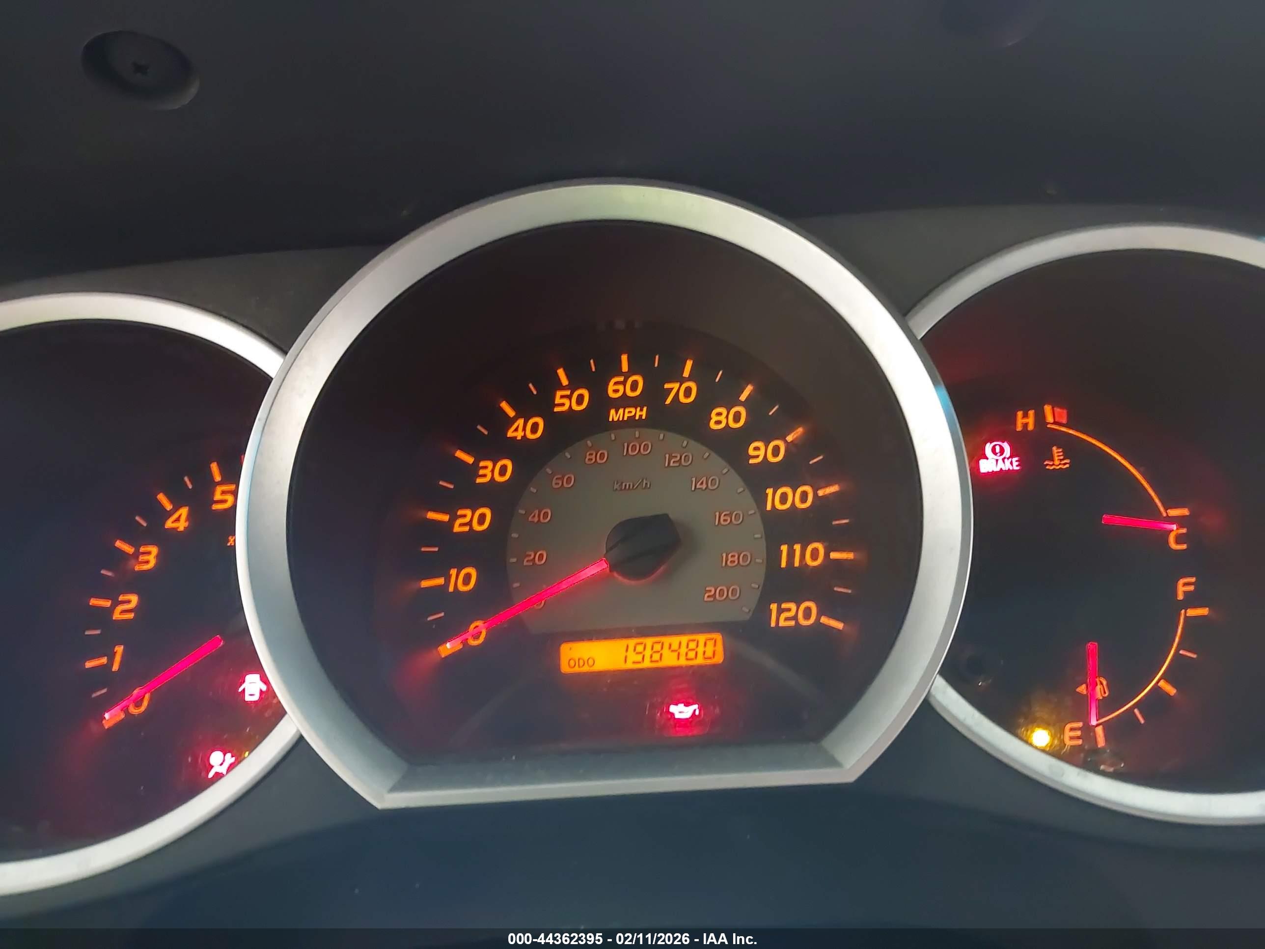 TOYOTA TACOMA image 7