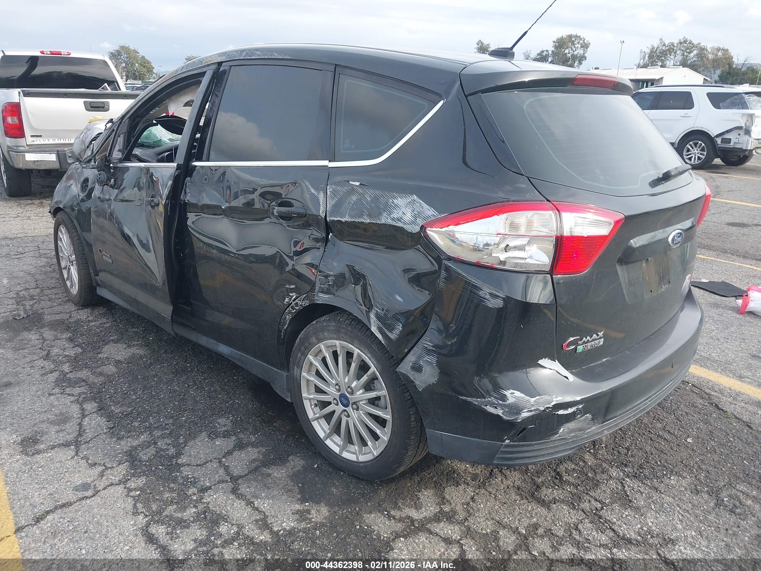 FORD C-MAX image 3