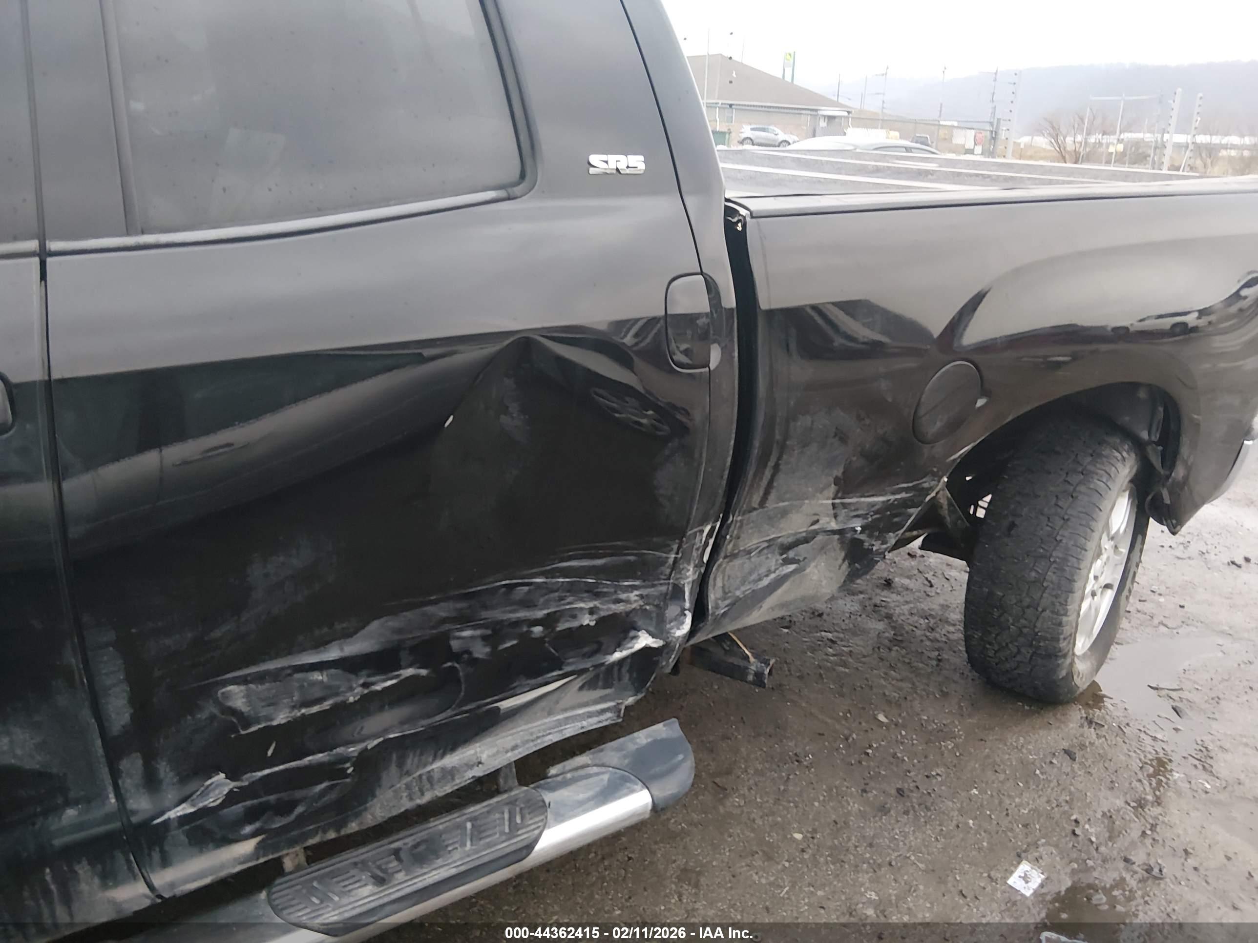 TOYOTA TUNDRA image 6