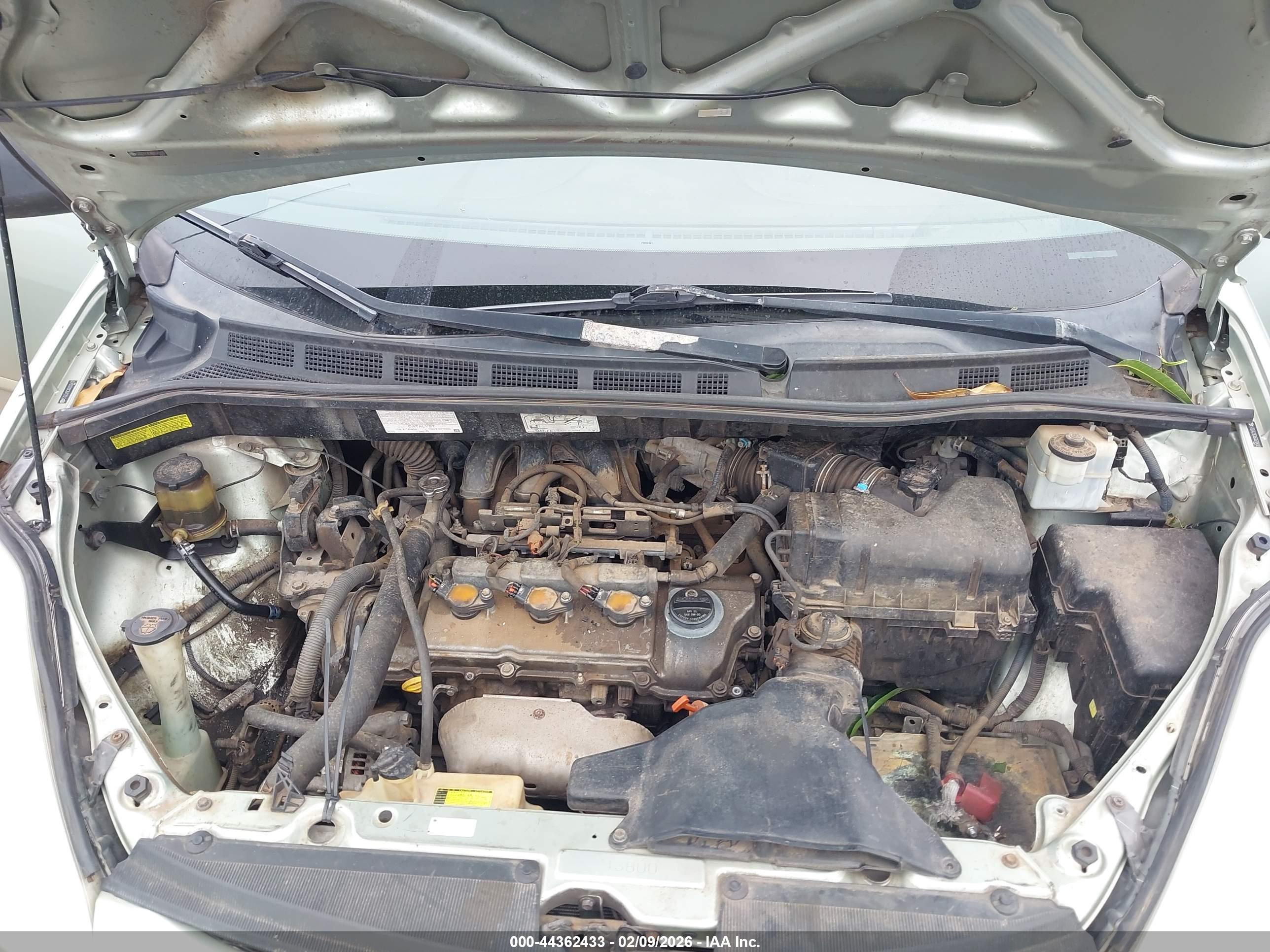 TOYOTA SIENNA image 10