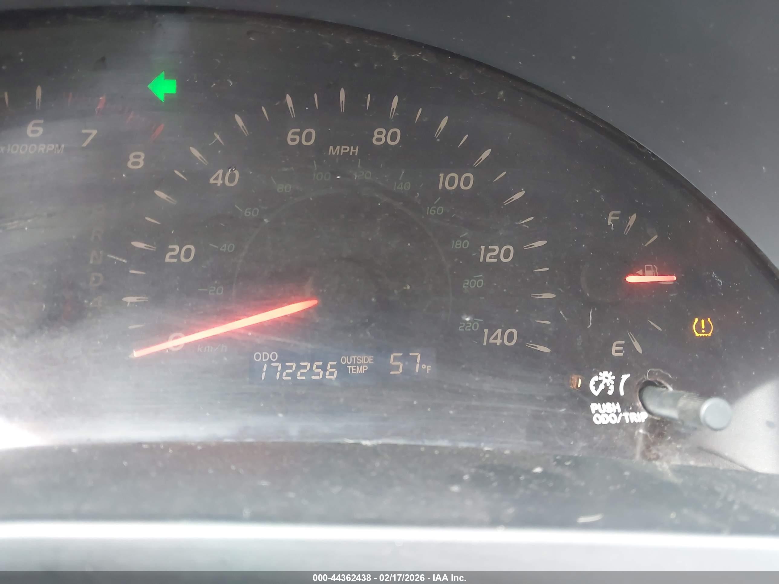 TOYOTA CAMRY image 7