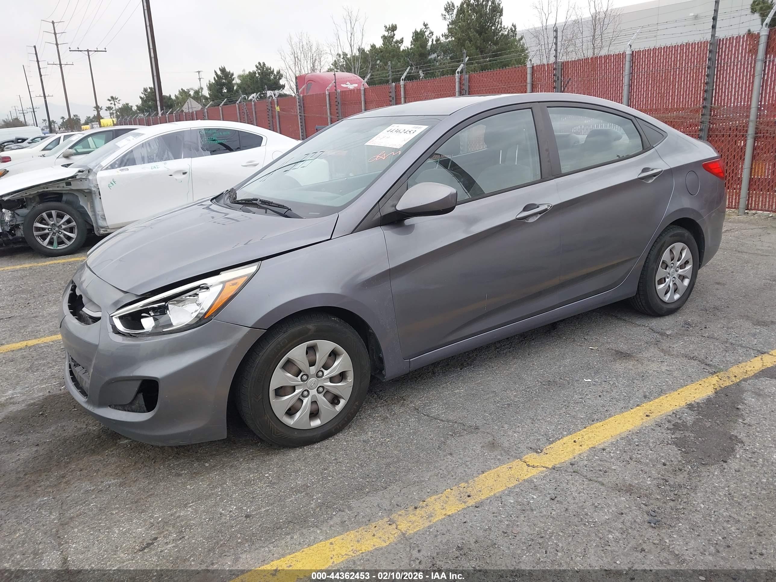 HYUNDAI ACCENT image 2