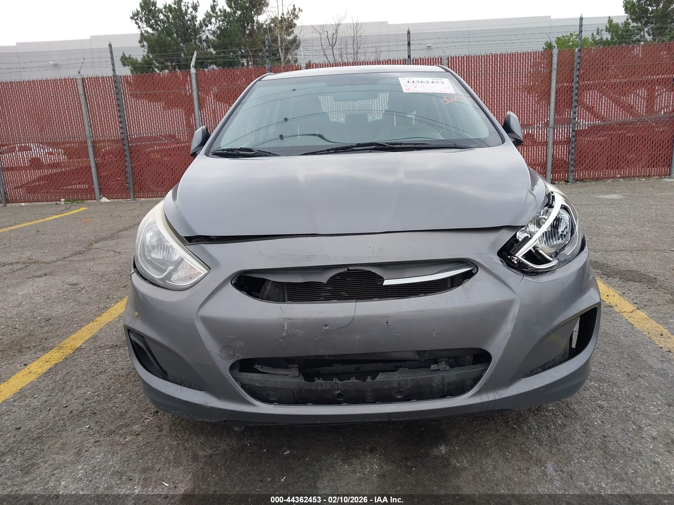 HYUNDAI ACCENT image 6