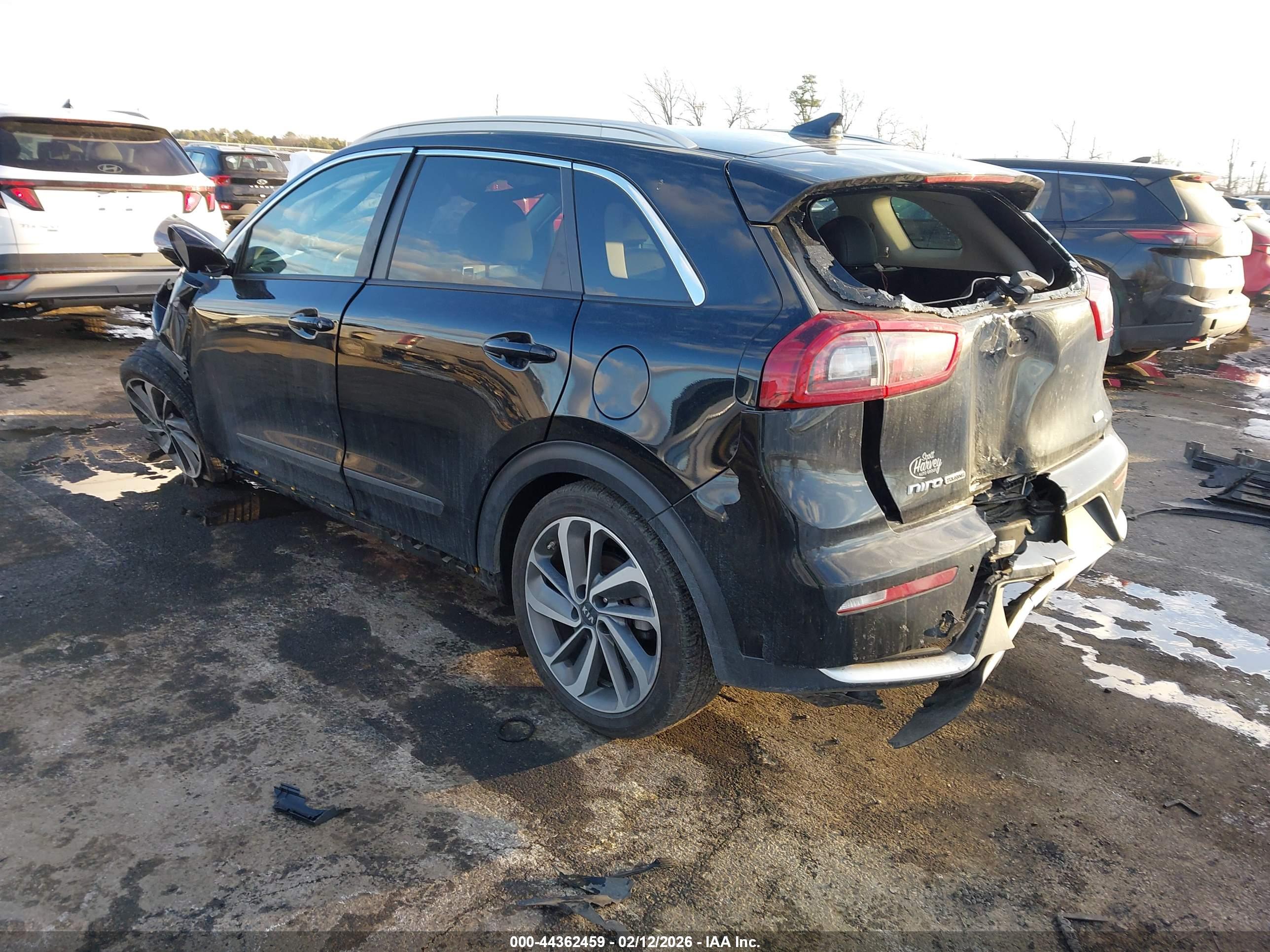 KIA NIRO image 3