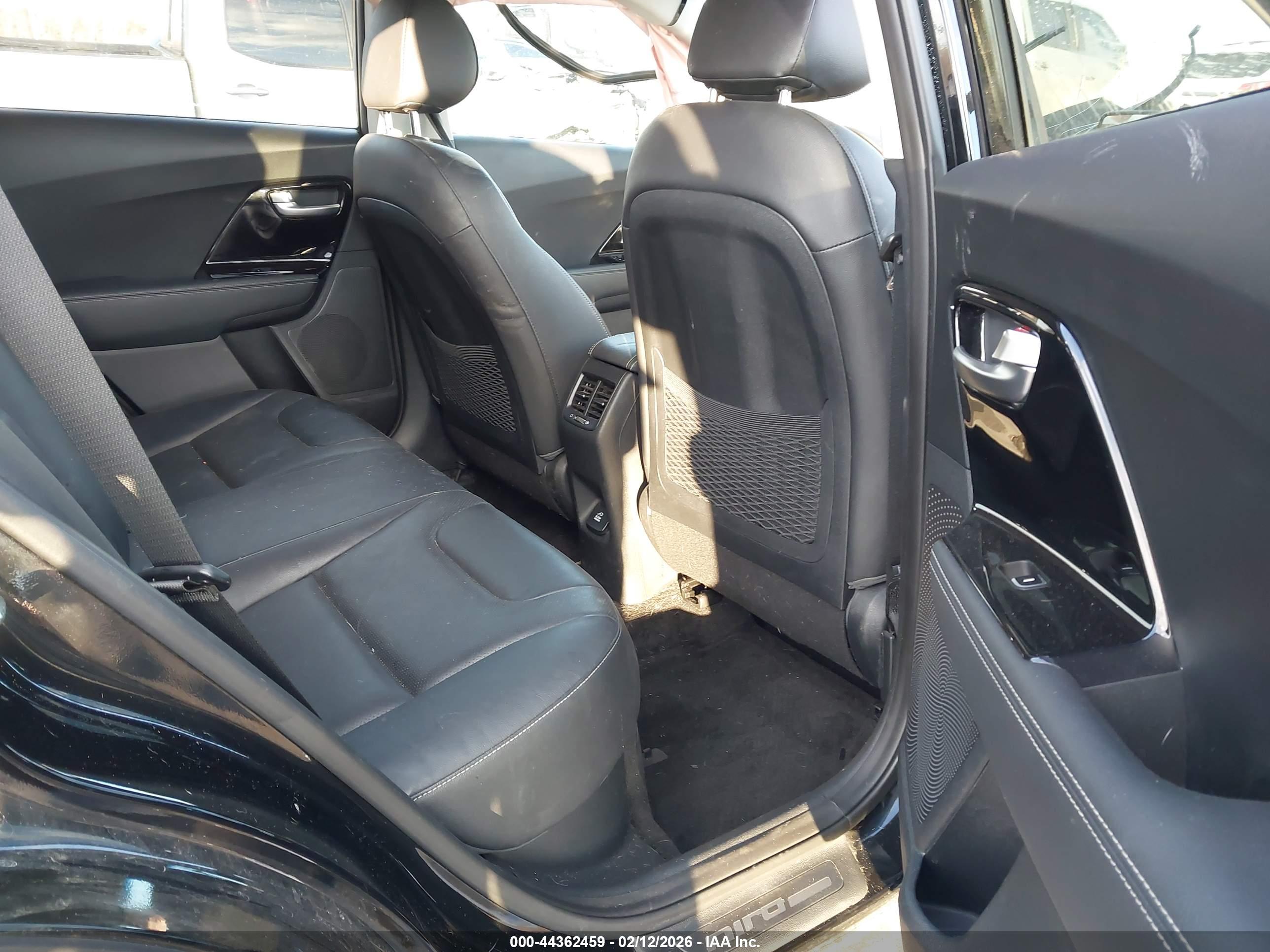 KIA NIRO image 8