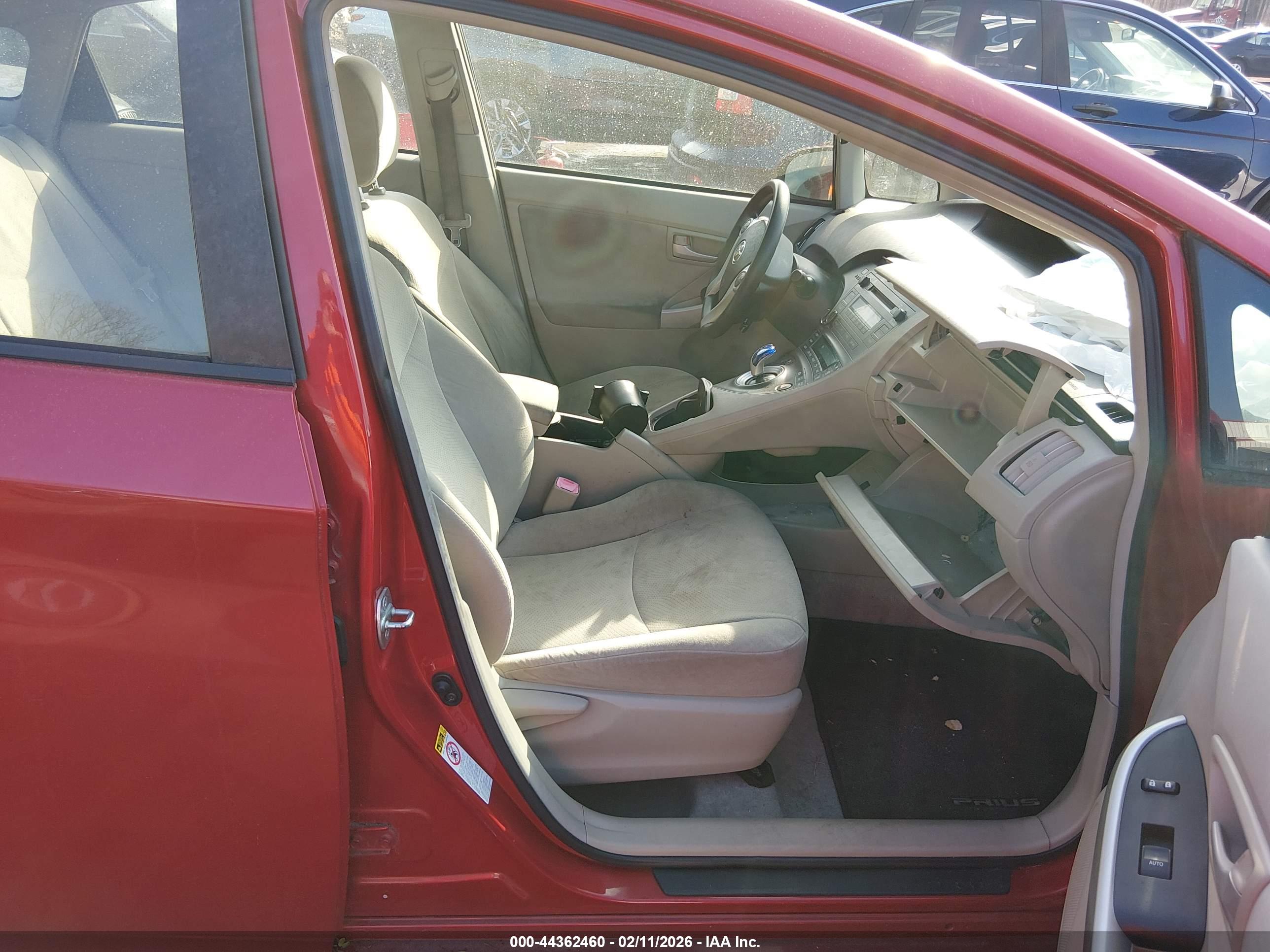 TOYOTA PRIUS image 5