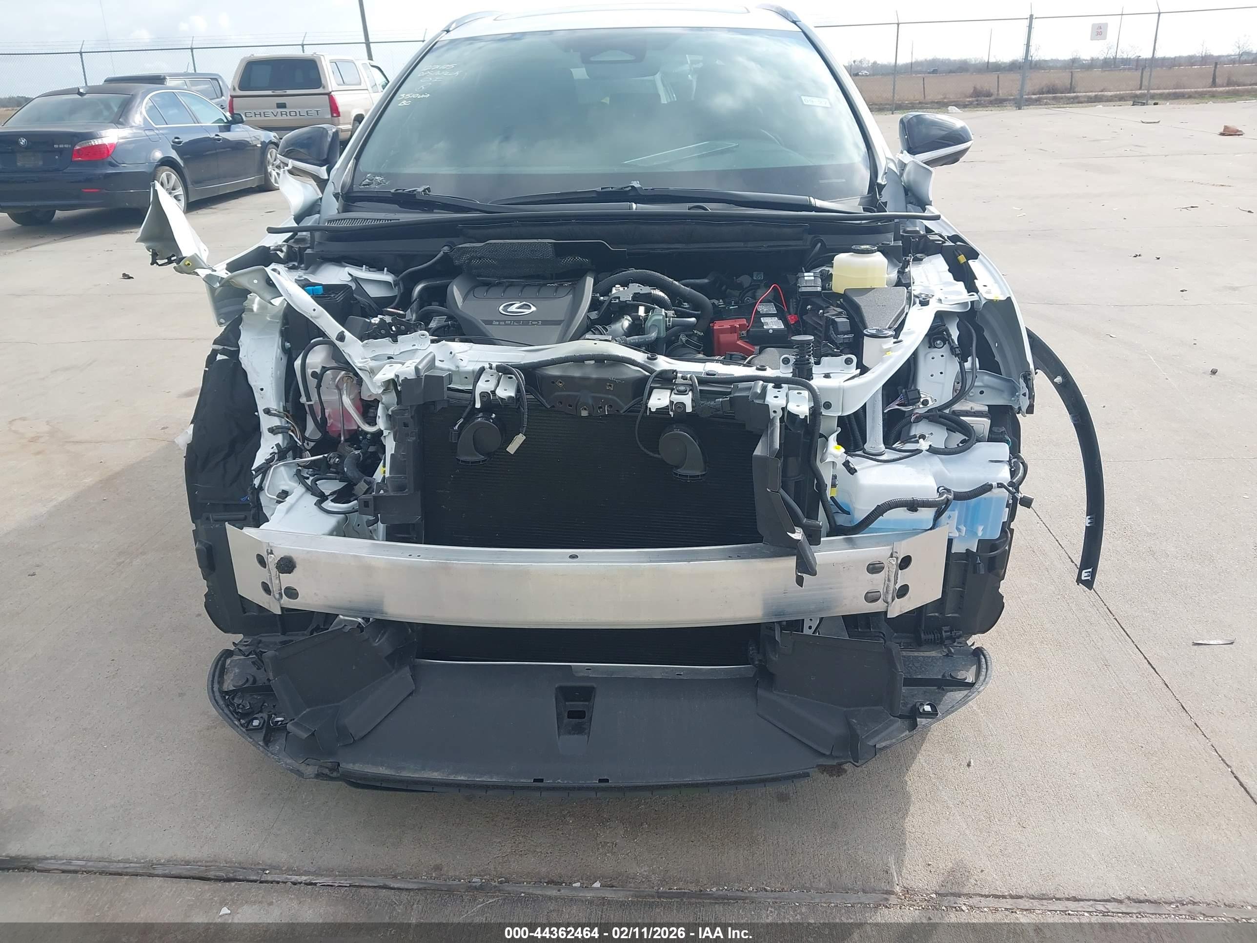 LEXUS RX image 6
