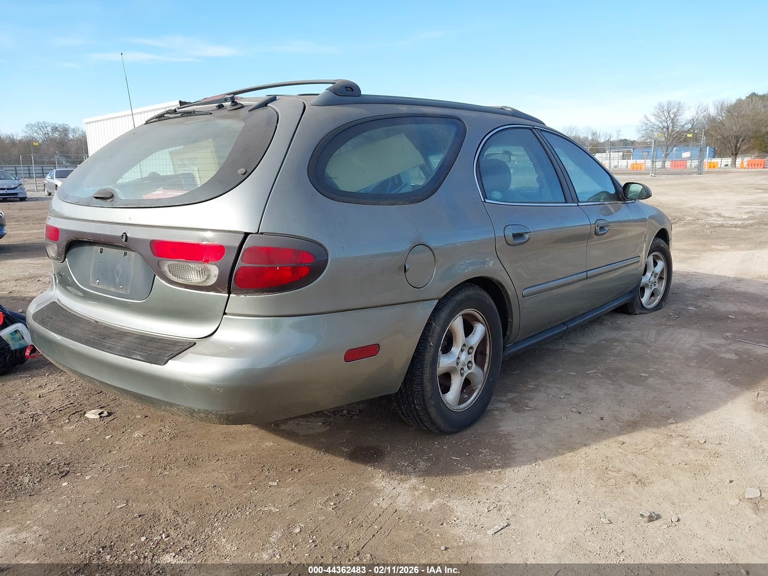 FORD TAURUS image 4