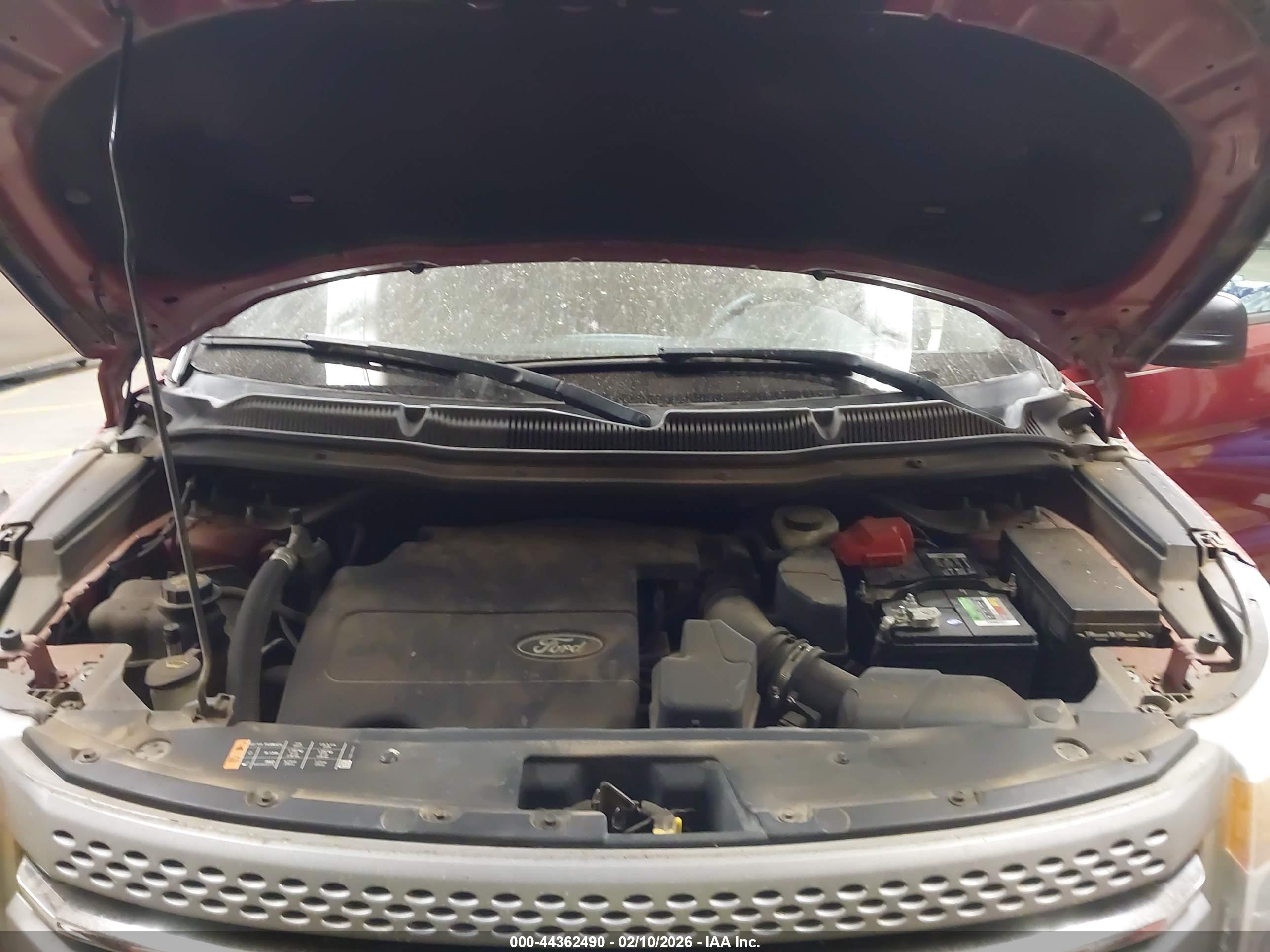 FORD EXPLORER image 10