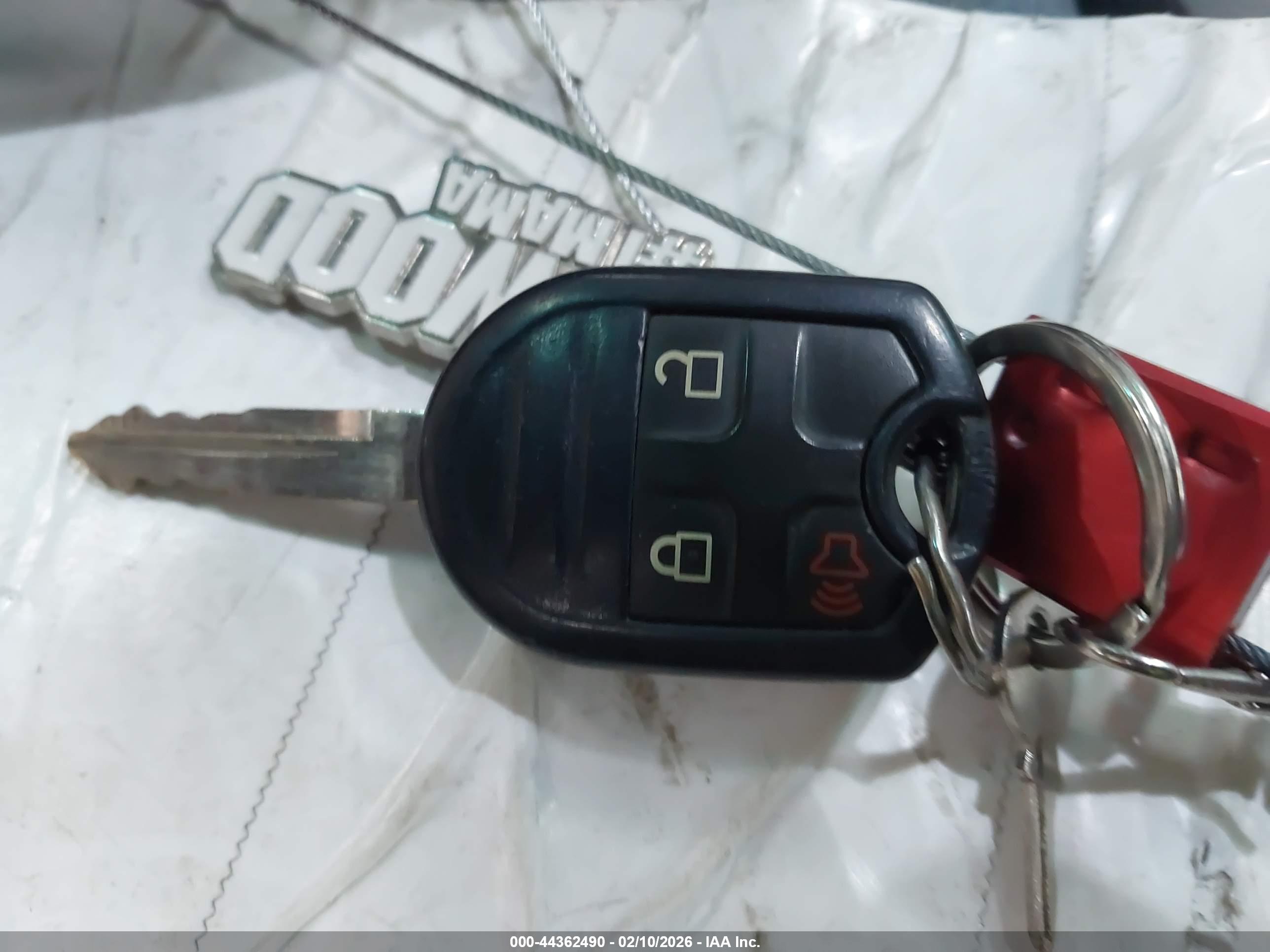 FORD EXPLORER image 11