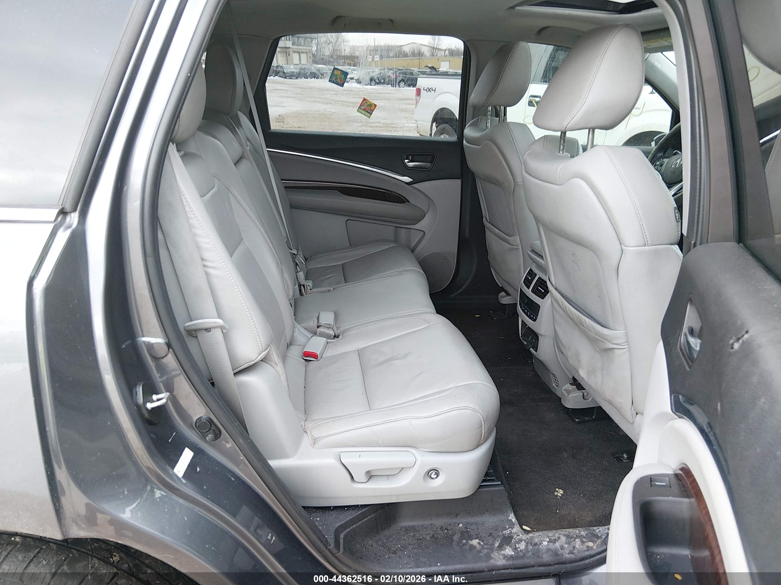 ACURA MDX image 8