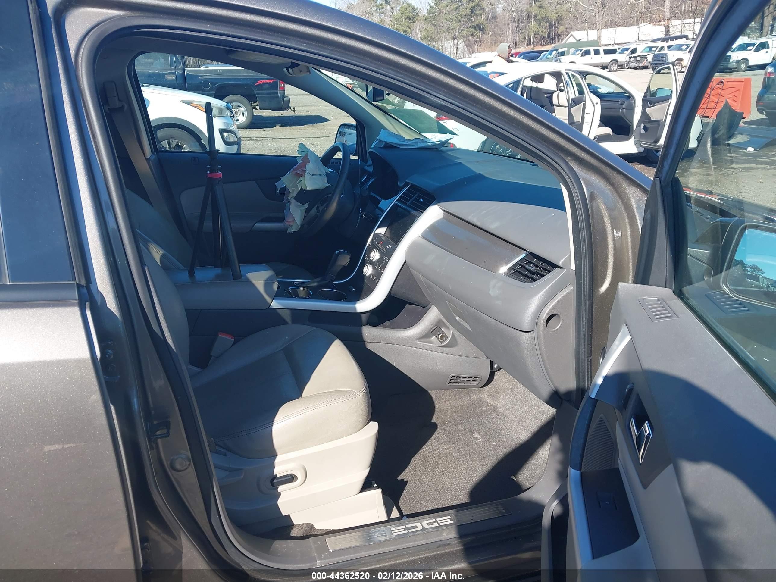 FORD EDGE image 5