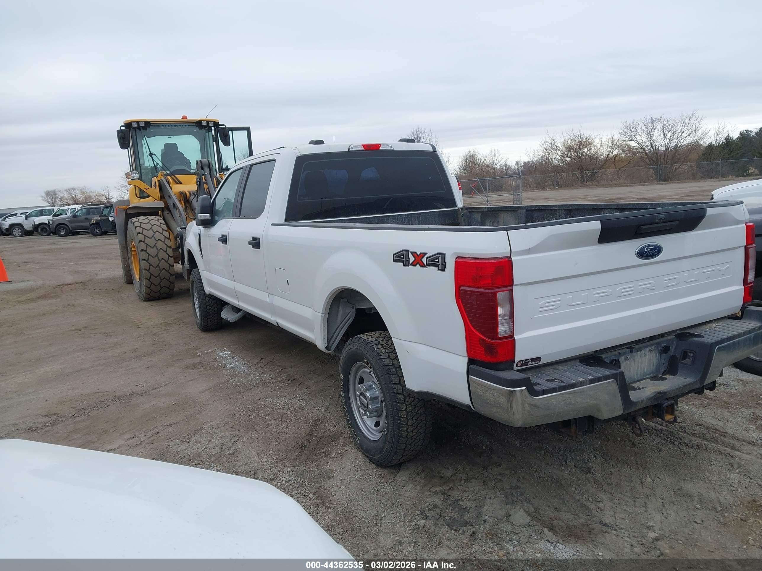 FORD SUPER image 3