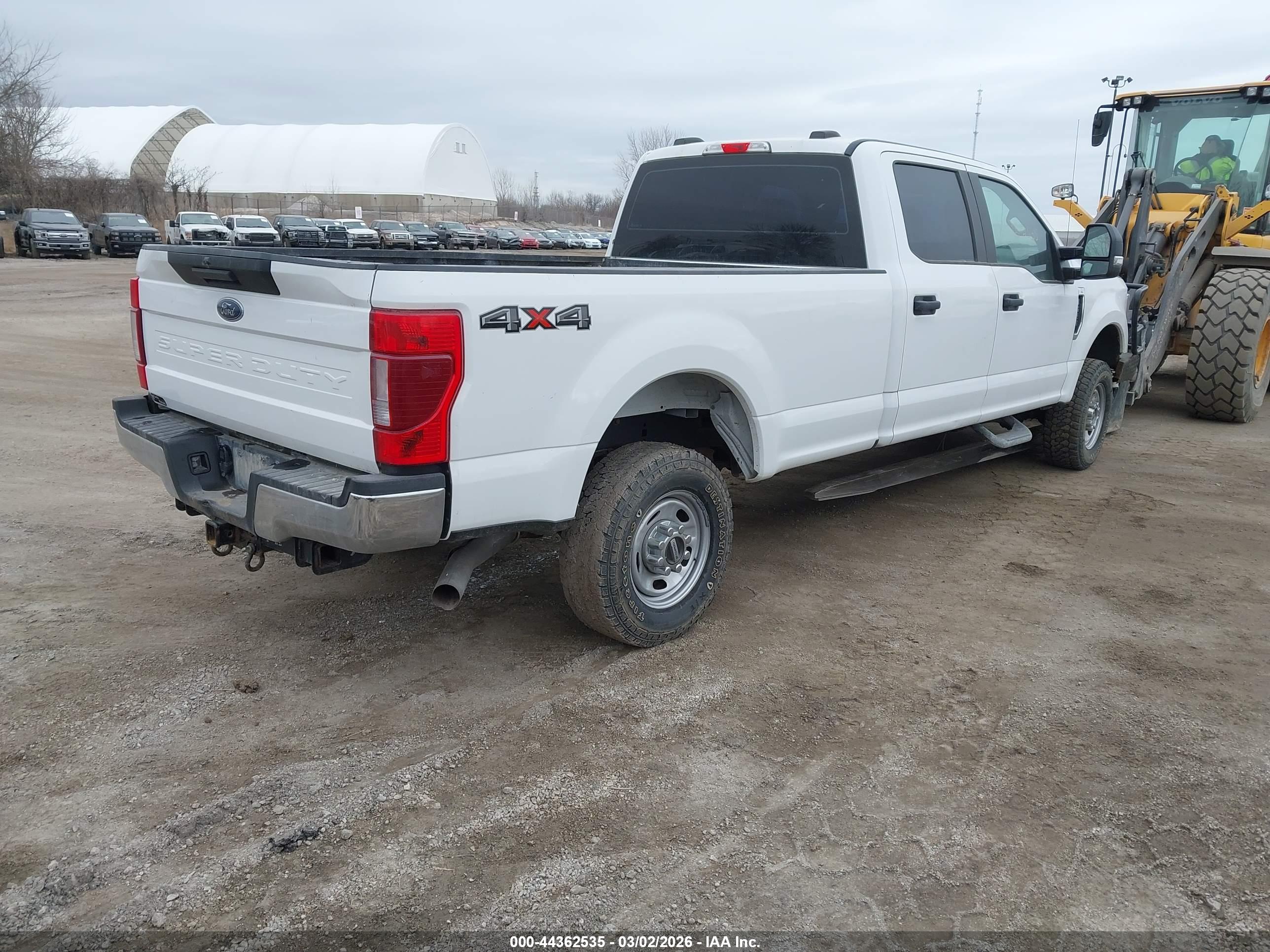 FORD SUPER image 4