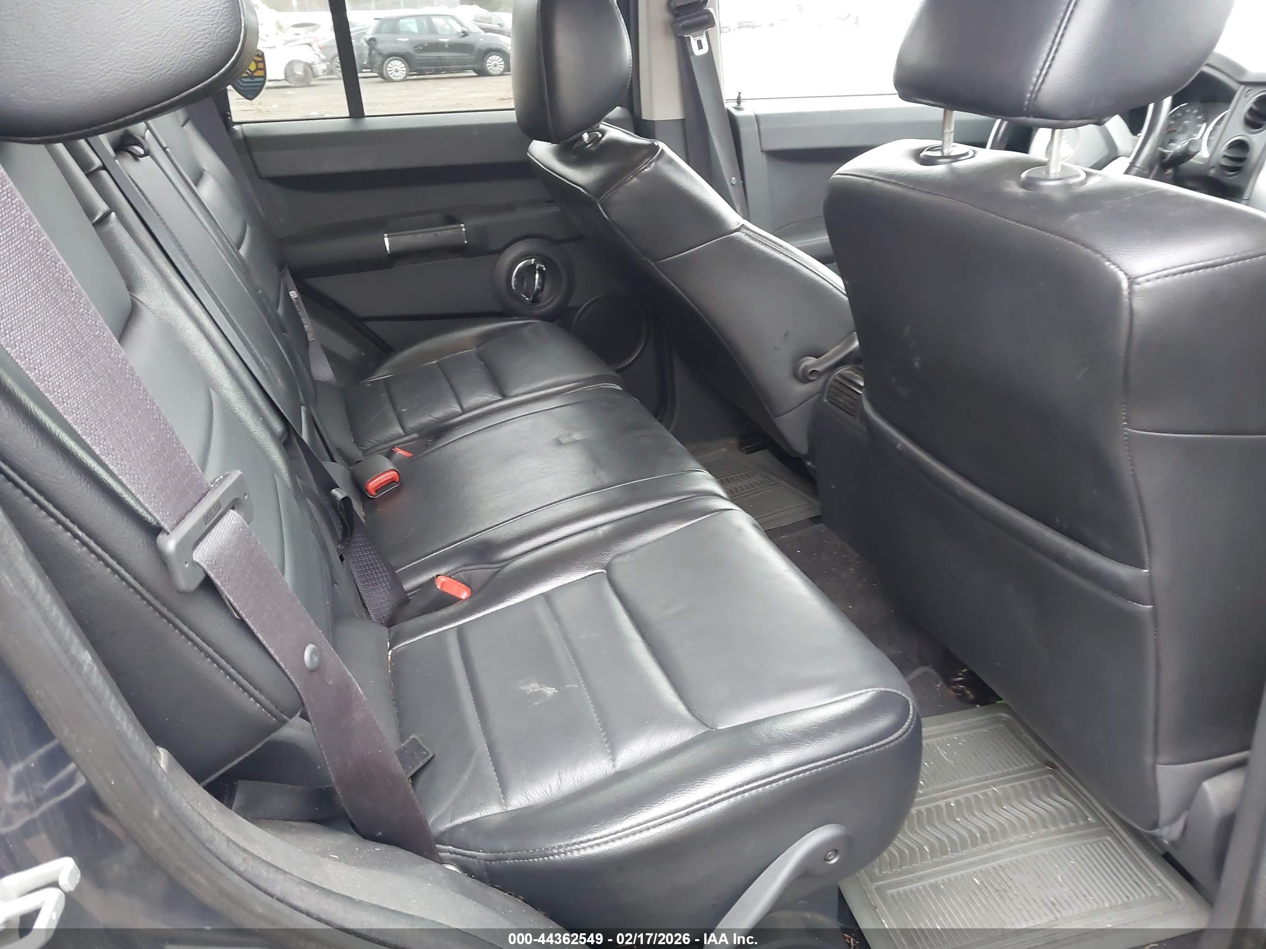 JEEP COMMANDER image 8