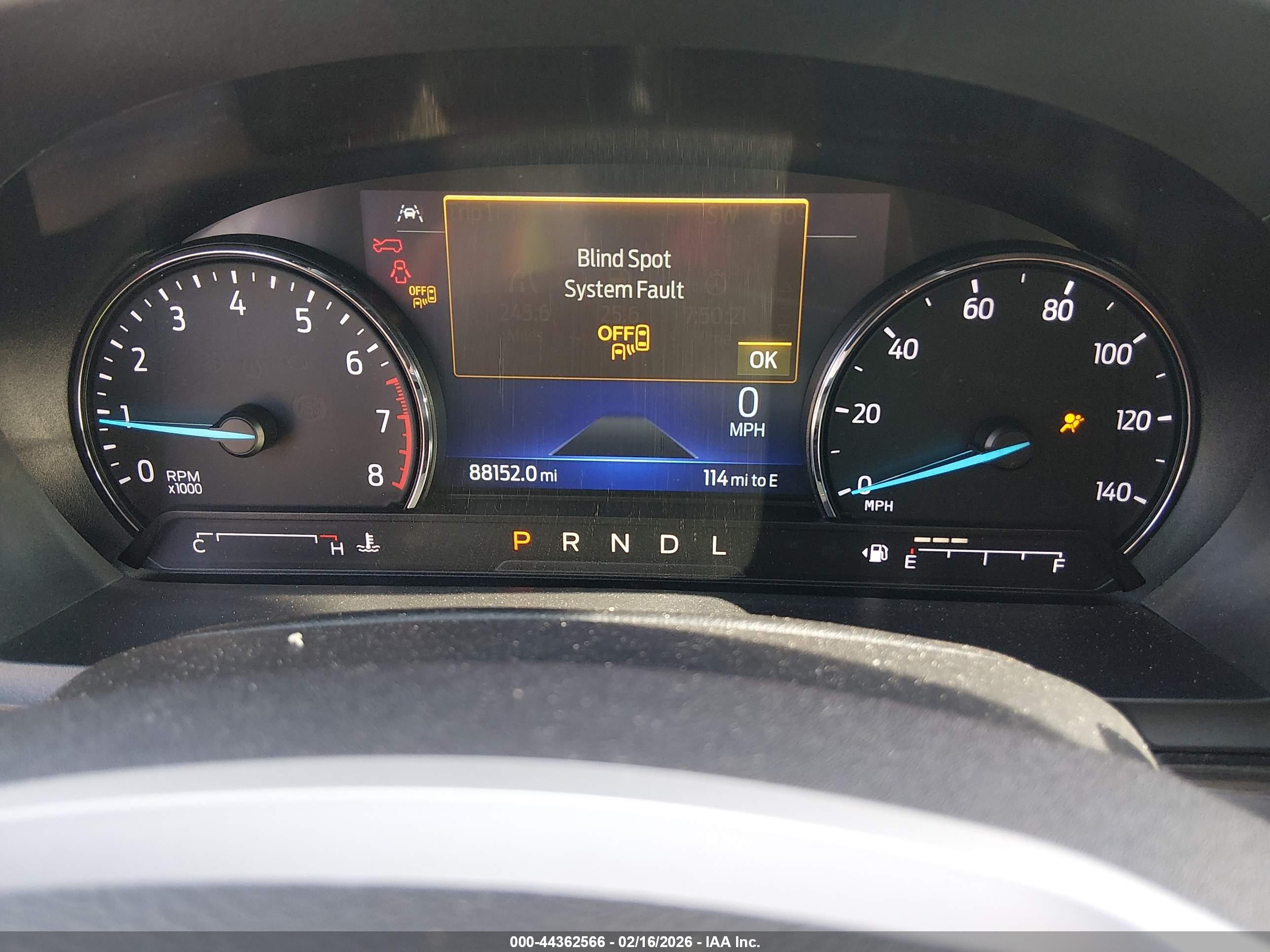 FORD EXPLORER image 7