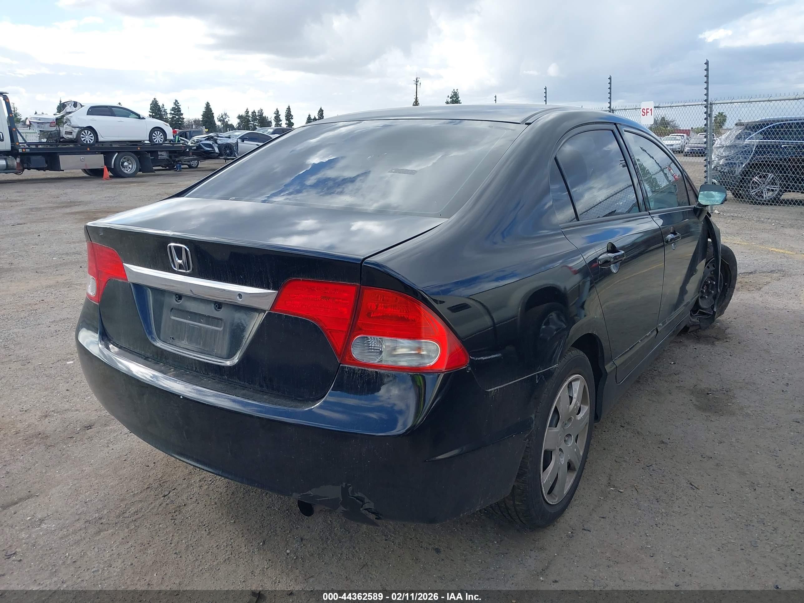 HONDA CIVIC image 4