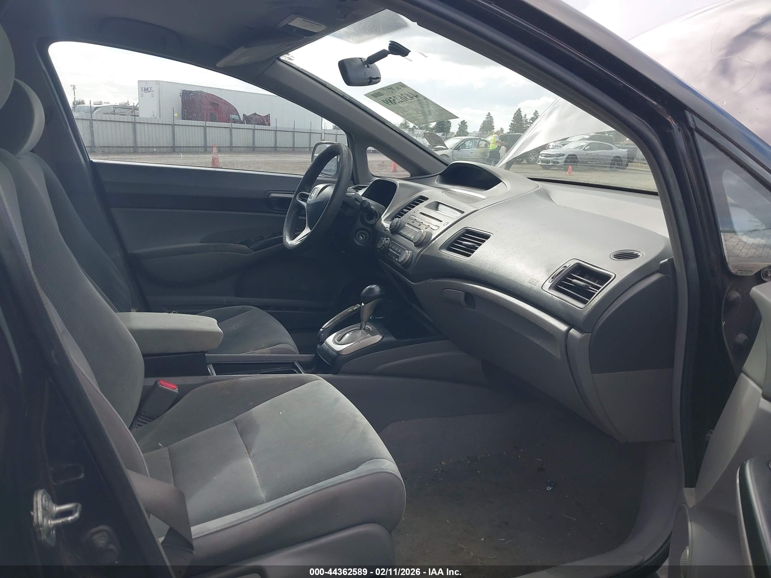 HONDA CIVIC image 5