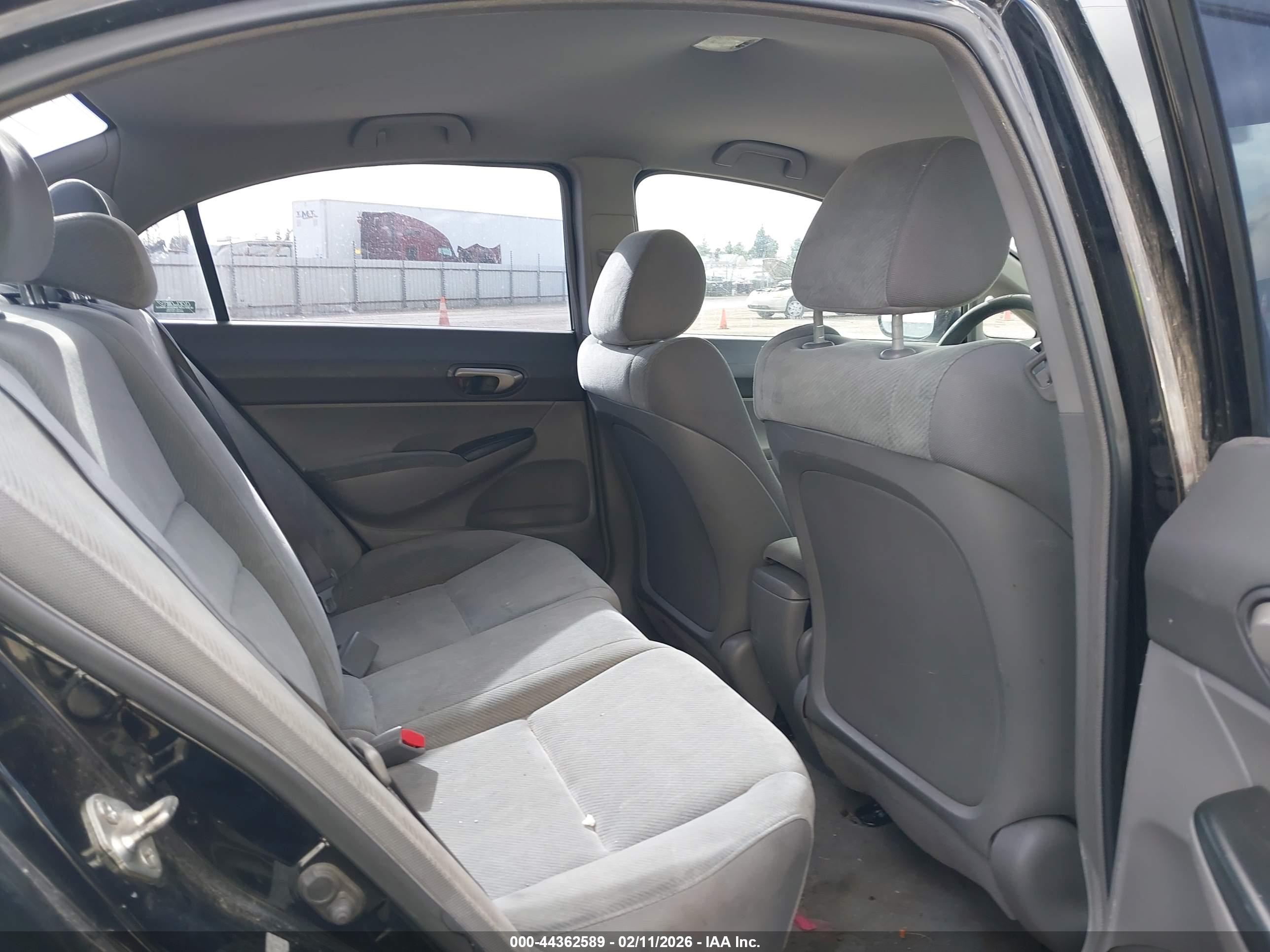 HONDA CIVIC image 8