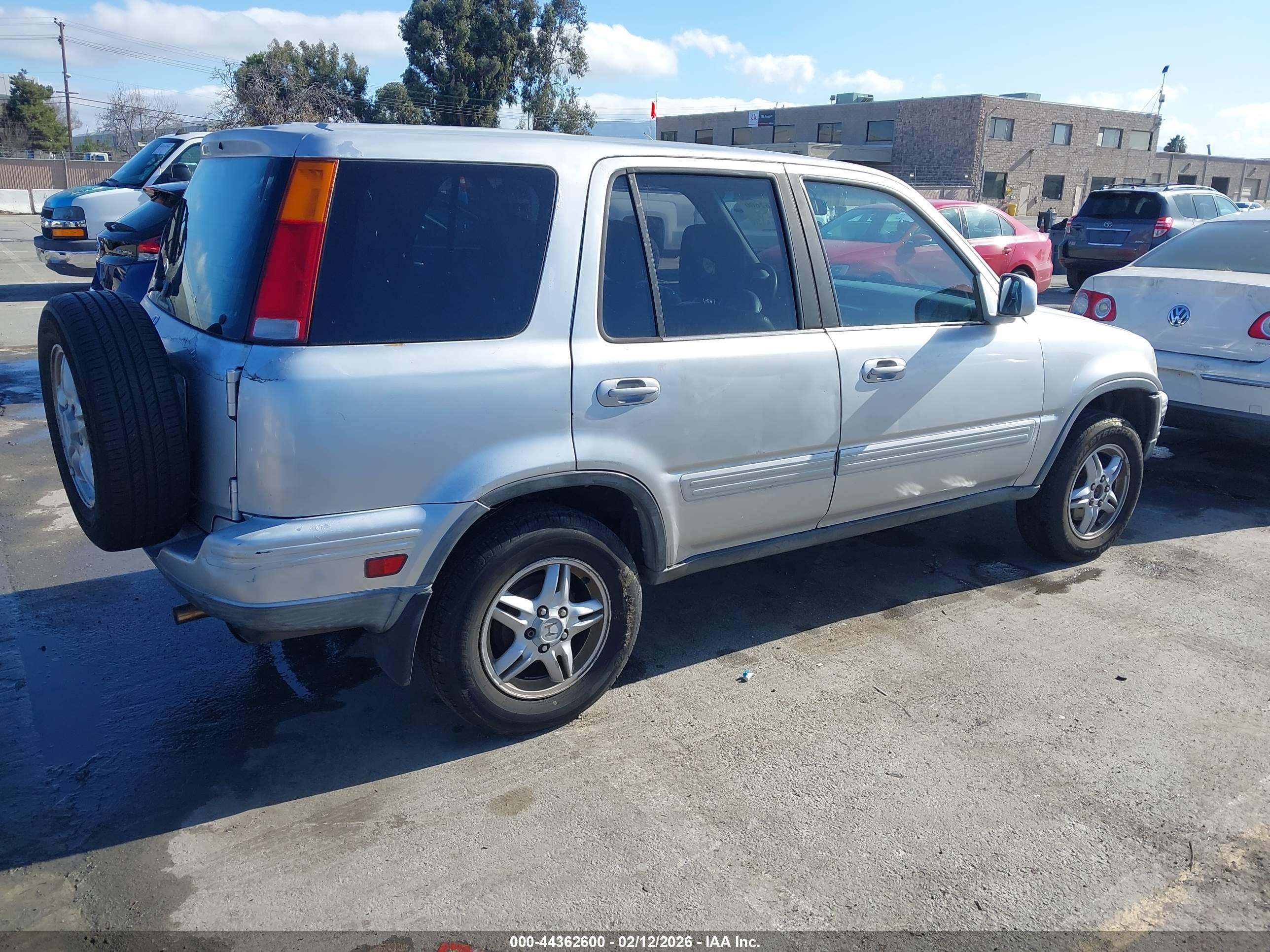HONDA CR-V image 4
