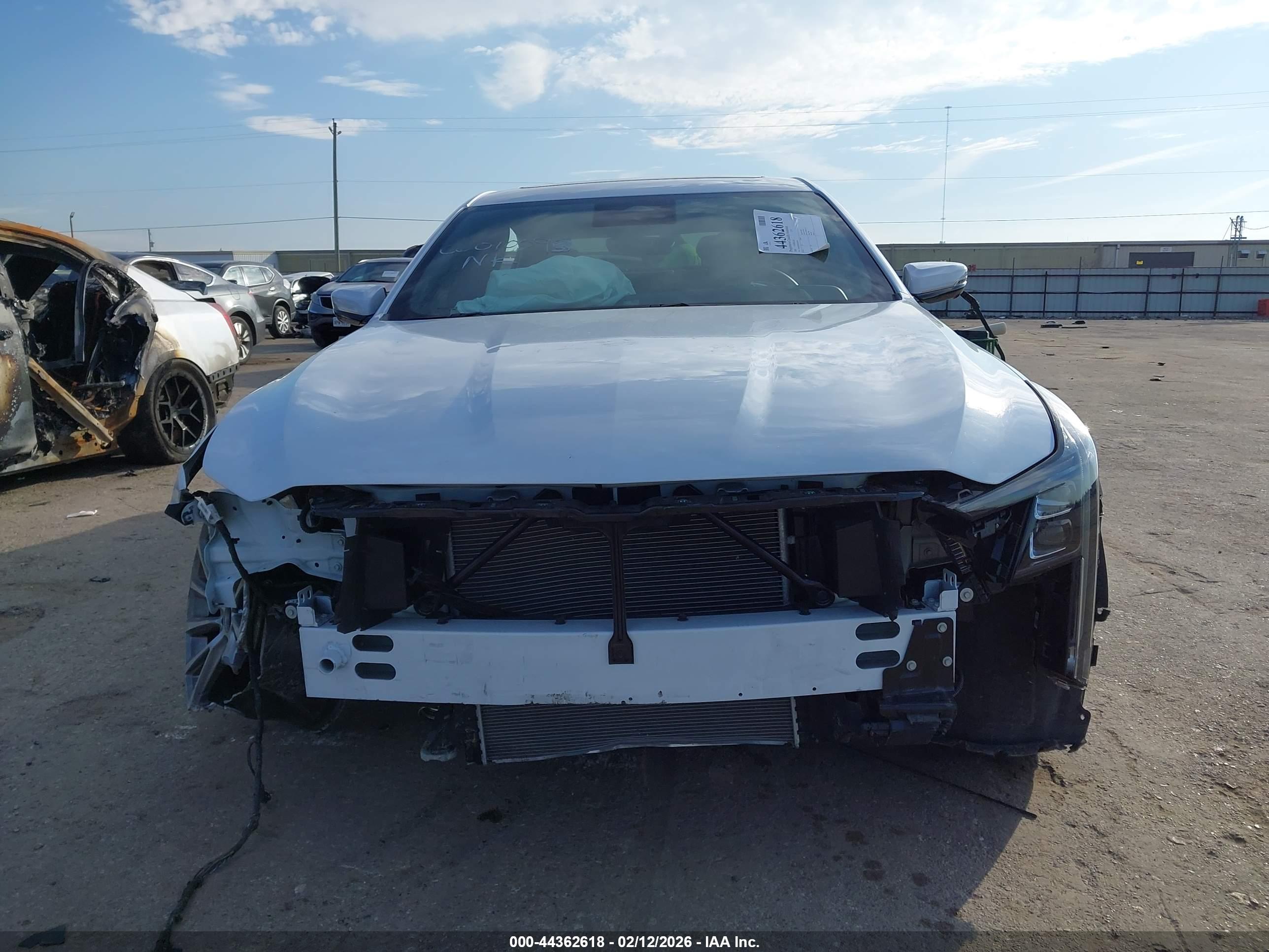 CADILLAC CT5 image 6